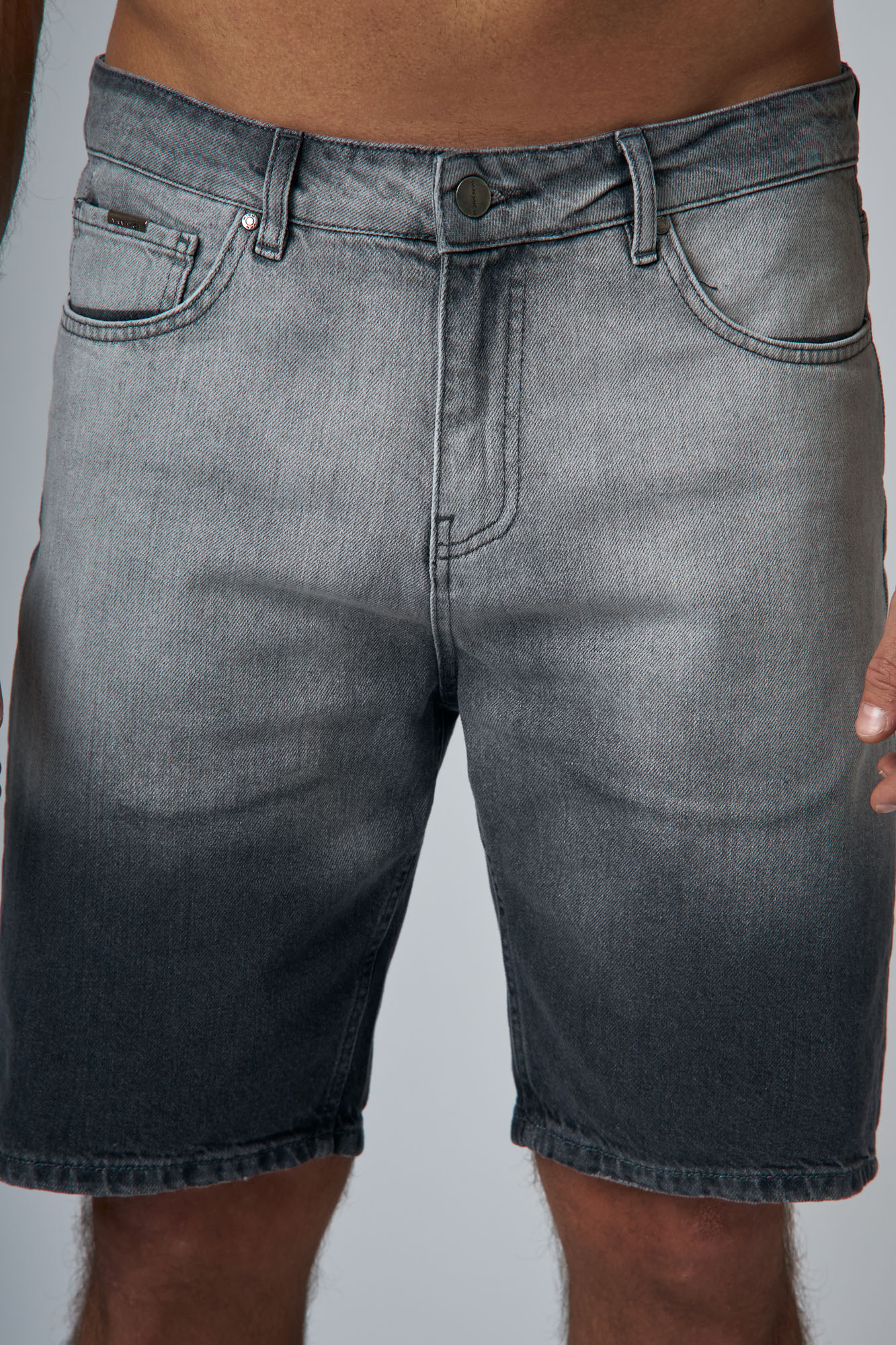 VM-OMA-33-439 Шорты джинсовые Van Mich Серый
