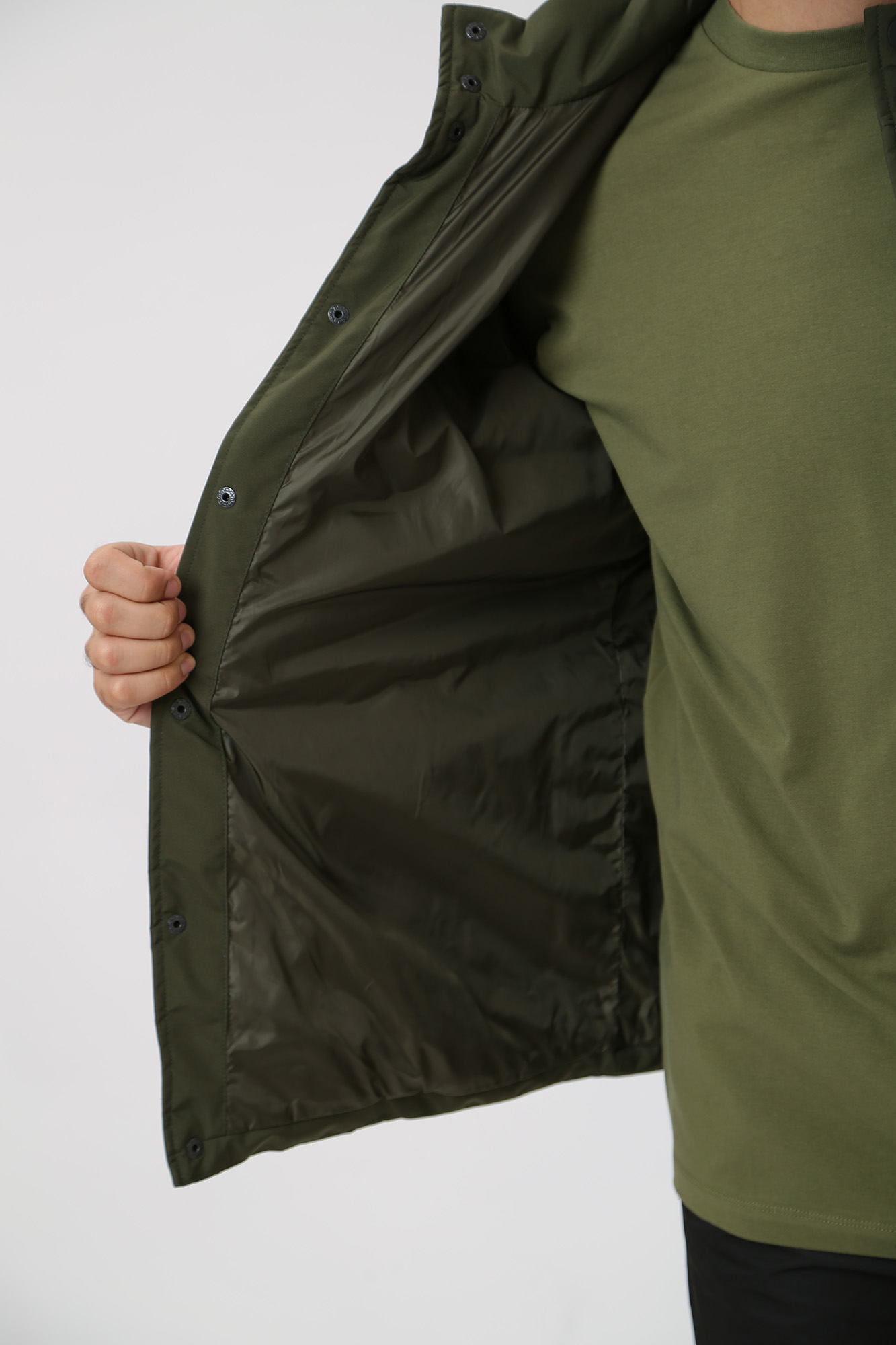 534585_505032 Жилет Karl Lagerfeld Зеленый