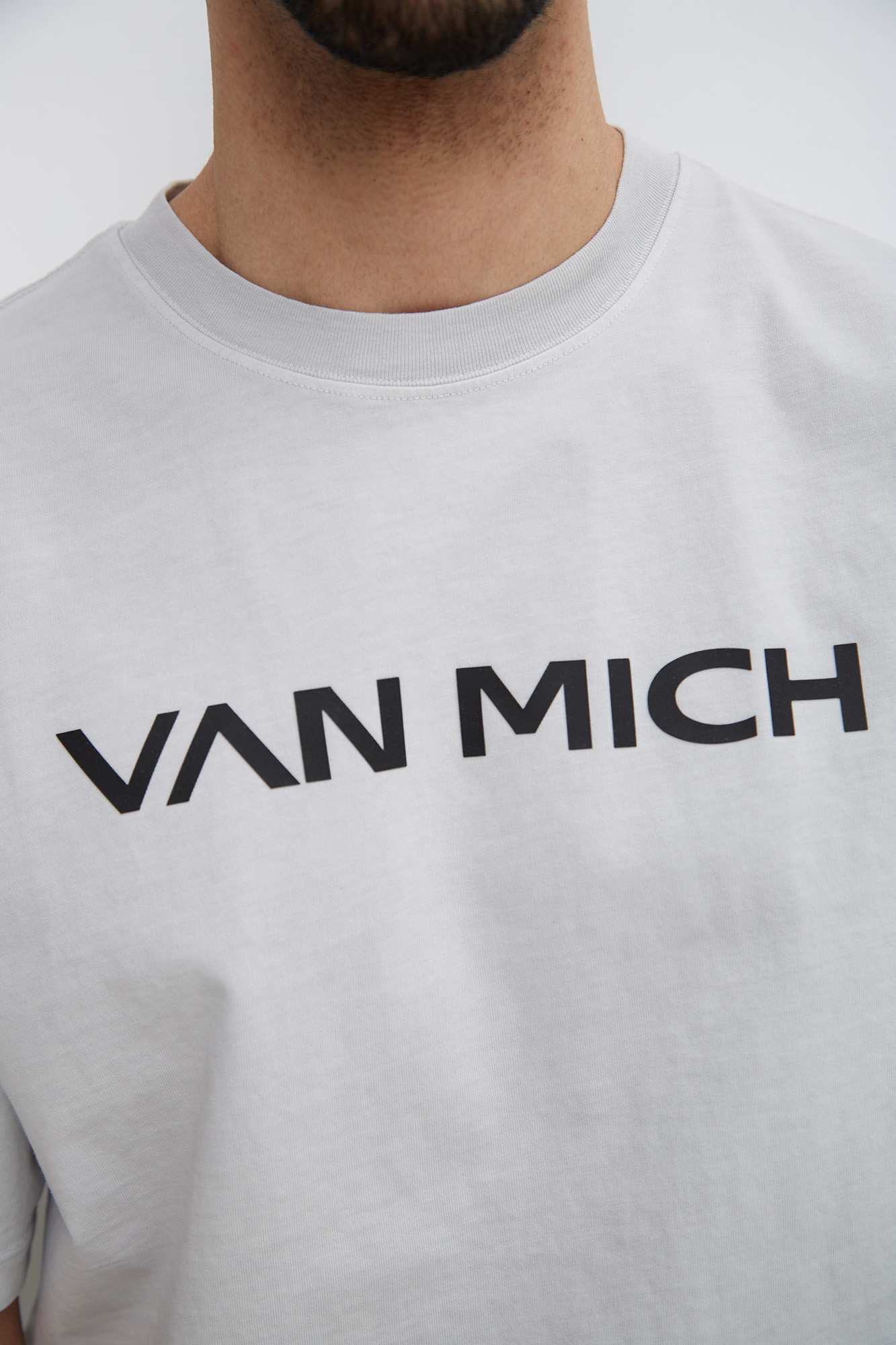 VM-231-22-030 Футболка Van Mich Серый