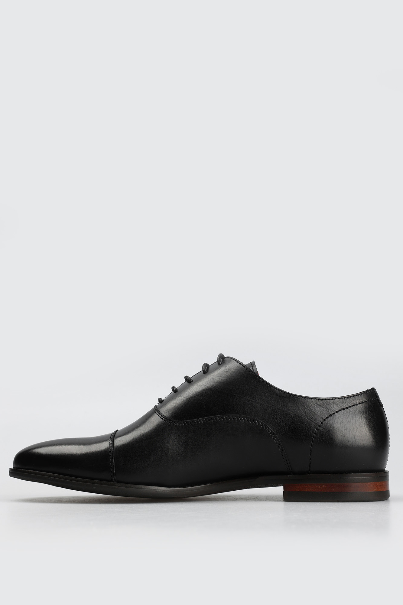 MC13729-ML/10 нат.кожа Полуботинки муж кожа чер. Туфли Marc Cony Черный