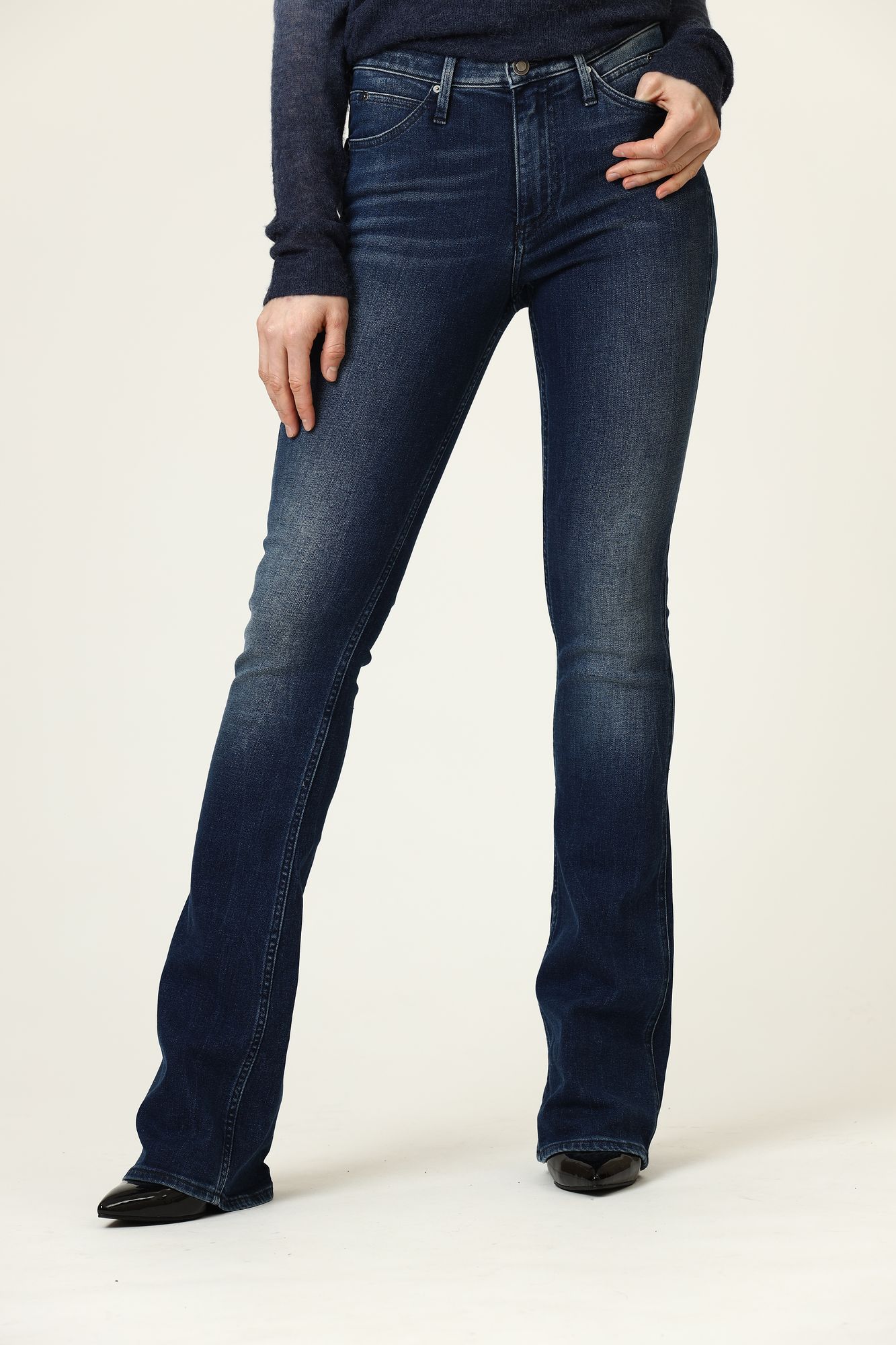 J20J205777 джинсы sculpted slim boot calvin klein jeans 