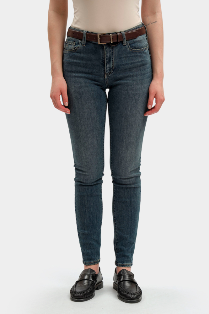 Джинсы  Armani Exchange