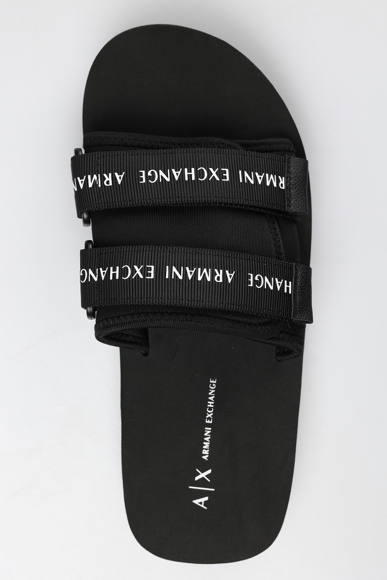 XDP037_XV702 Шлепанцы Armani Exchange Черный