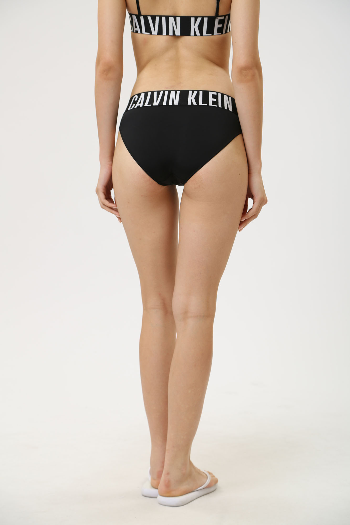 QF7792E трусы calvin klein underwear 