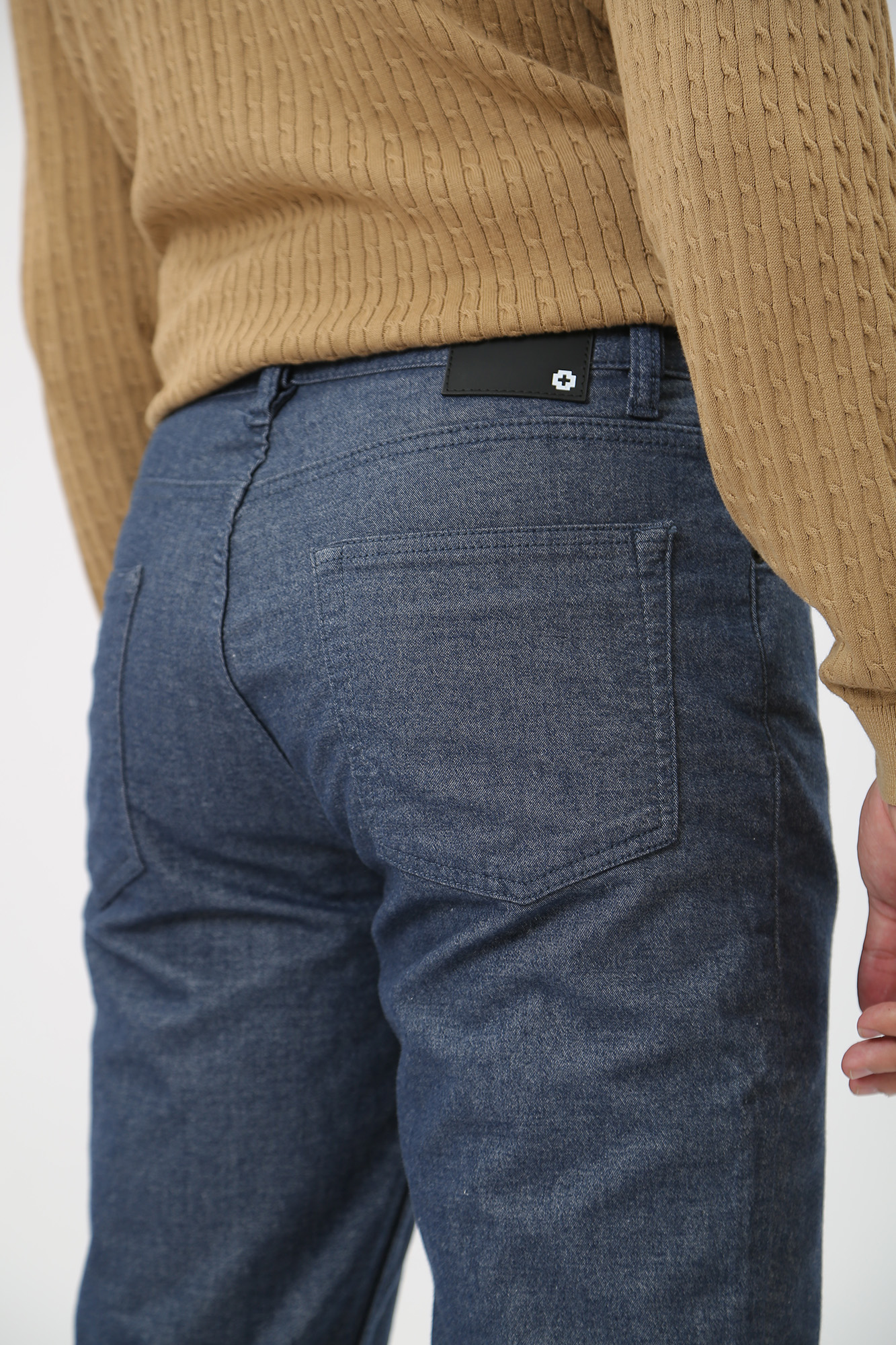 30039502_10016871 Джинсы Strellson Серый