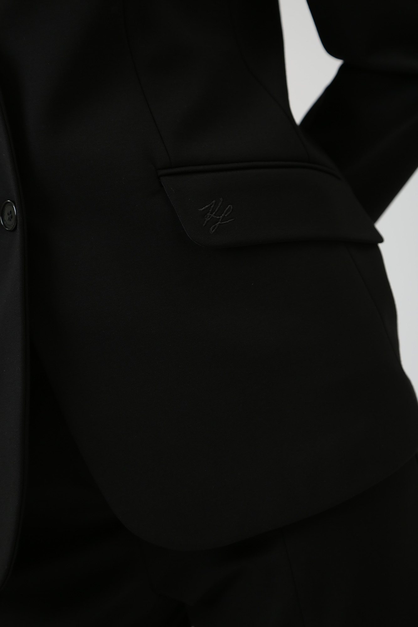 235W1402 пиджак karl lagerfeld 