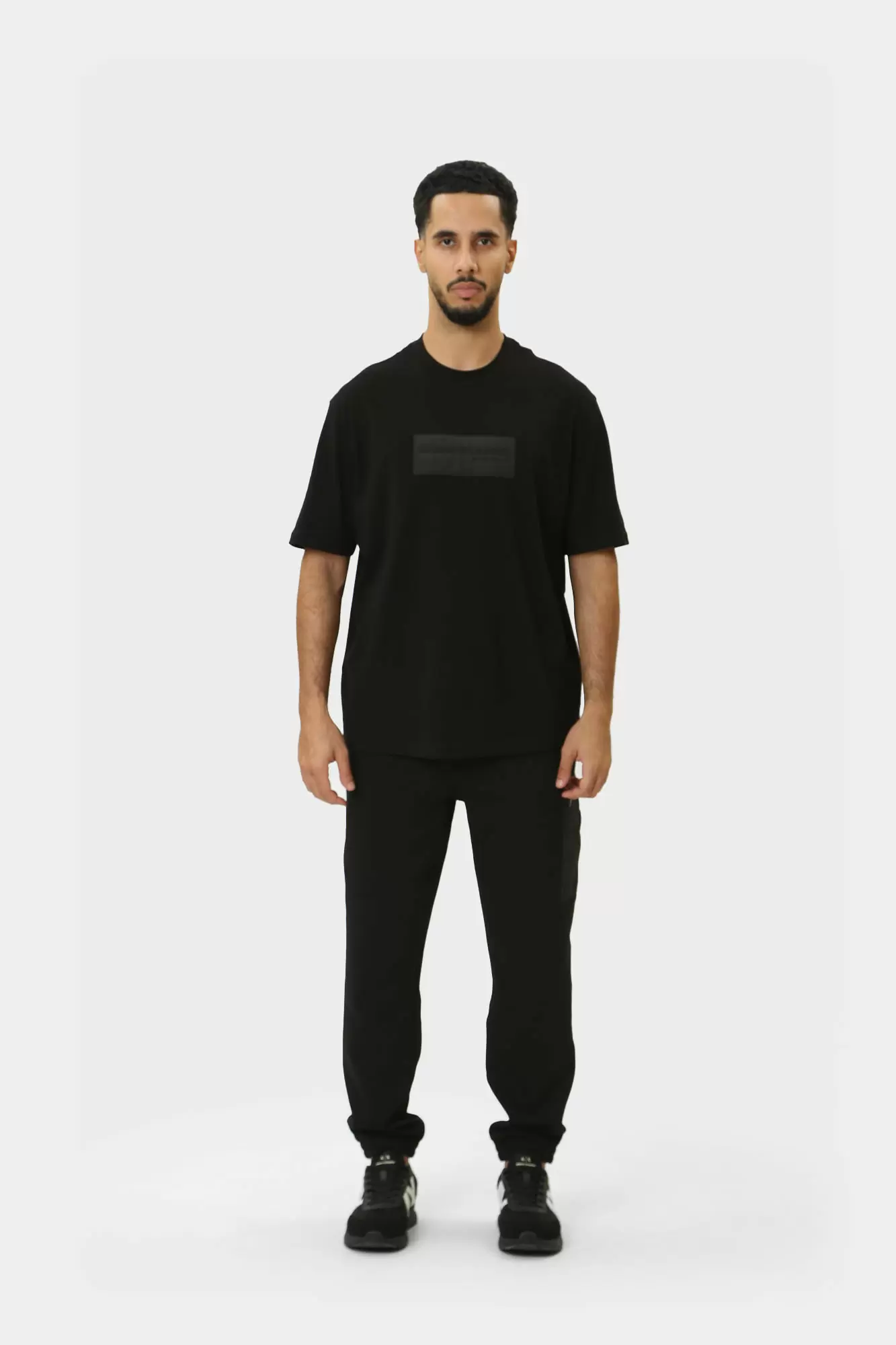 XM000084_AF10818 Брюки спортивные Armani Exchange Черный