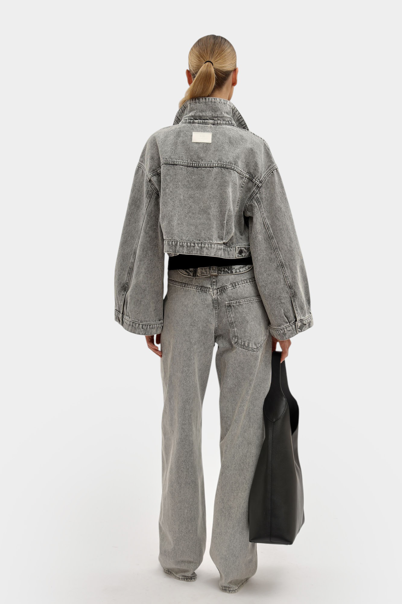 XW001394_AF16180 куртка джинсовая armani exchange 