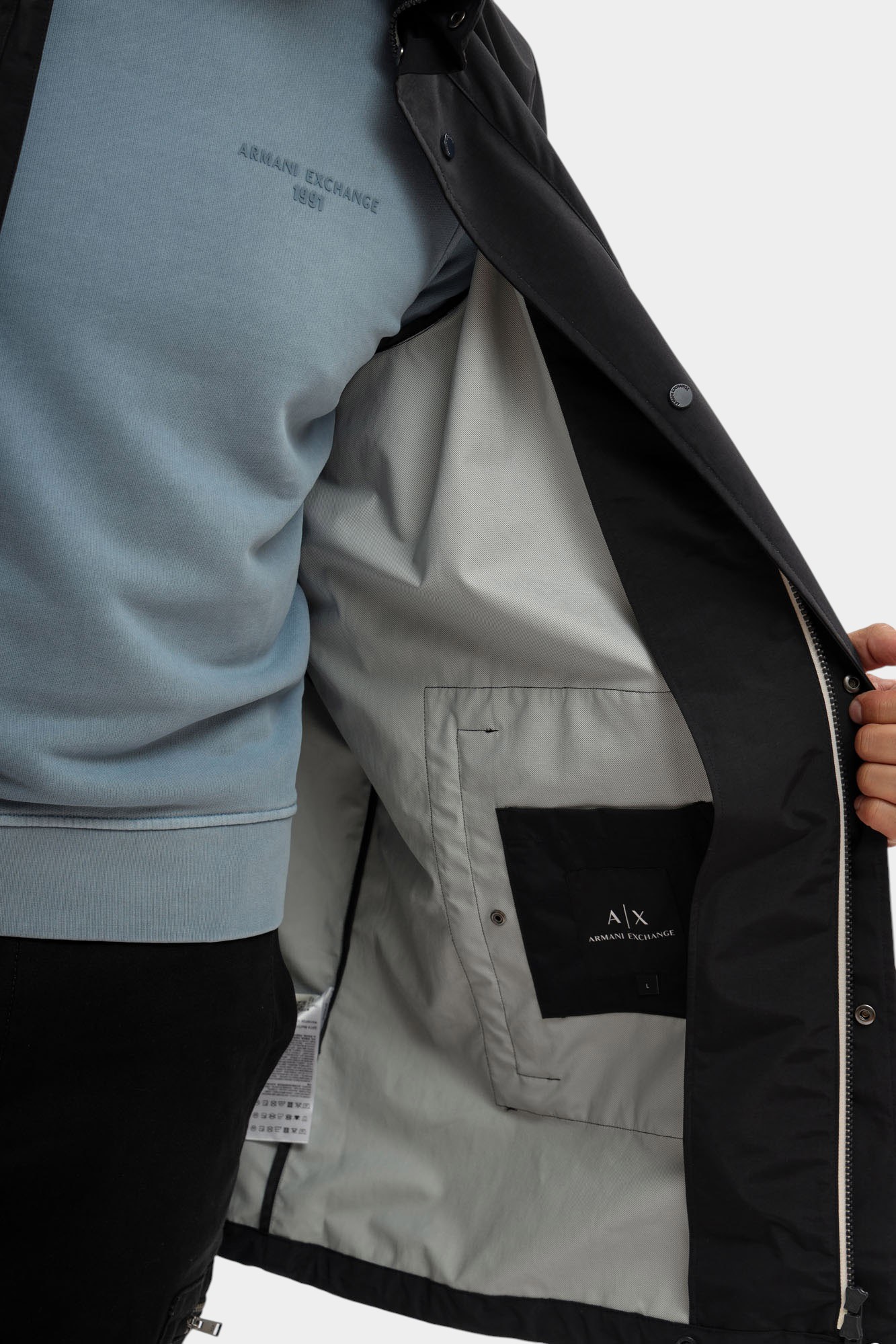 XM000931_AF15605 Плащ Armani Exchange Синий