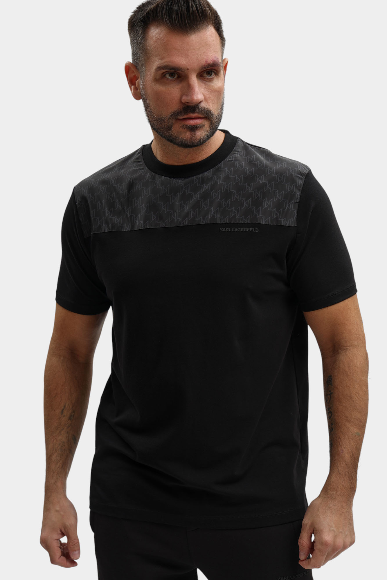 561221_755030 Футболка Karl Lagerfeld Черный