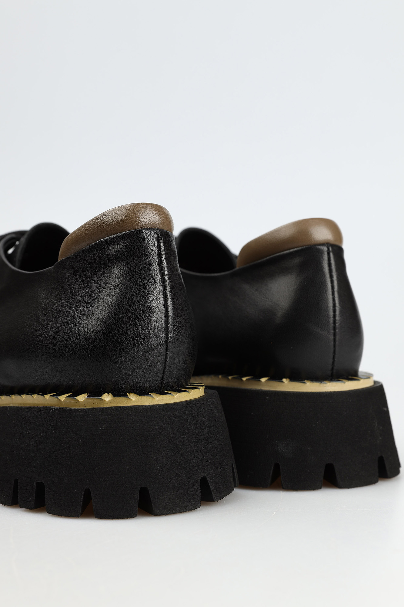 8-08001FN-1GR  Туфли женские Туфли Graciana Черный