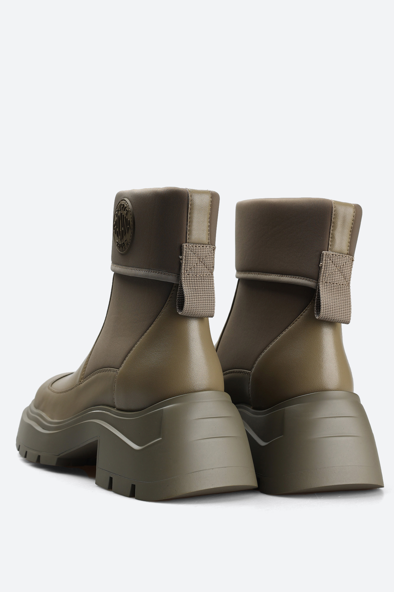 LT22351-108 Ботинки Graciana Хаки