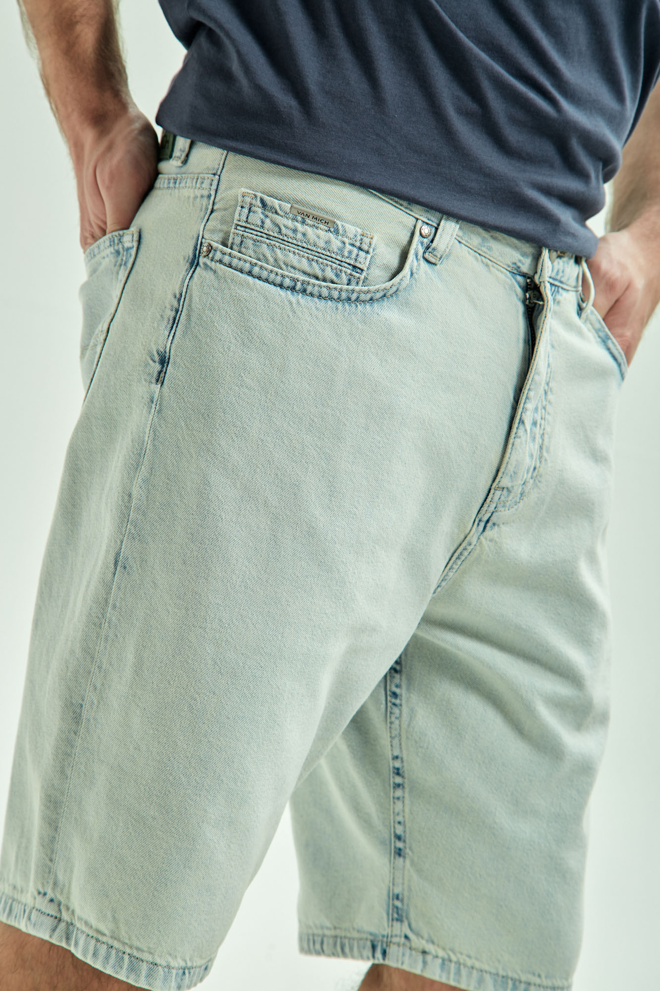VM-OMA-33-013 Шорты джинсовые Van Mich Серый