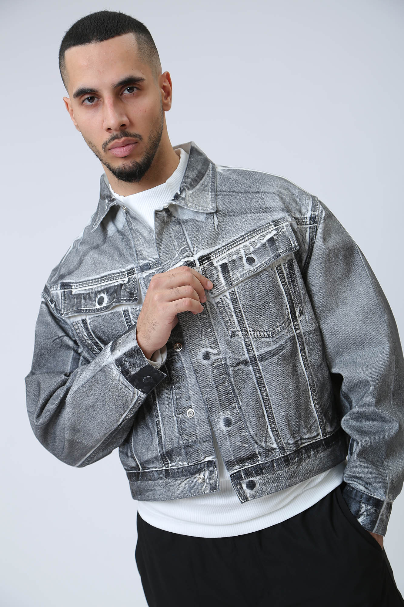 J30J324971 Куртка джинсовая Calvin Klein Jeans Серый