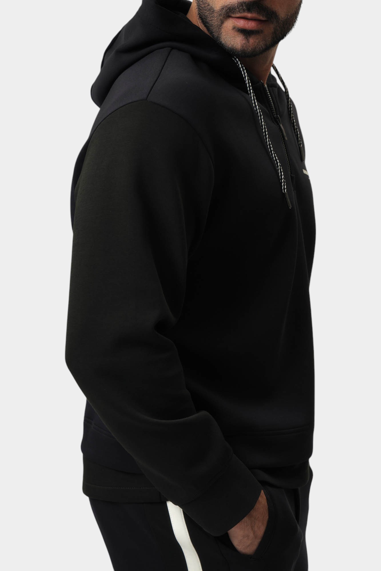 XM000291_AF10818 Худи Armani Exchange 