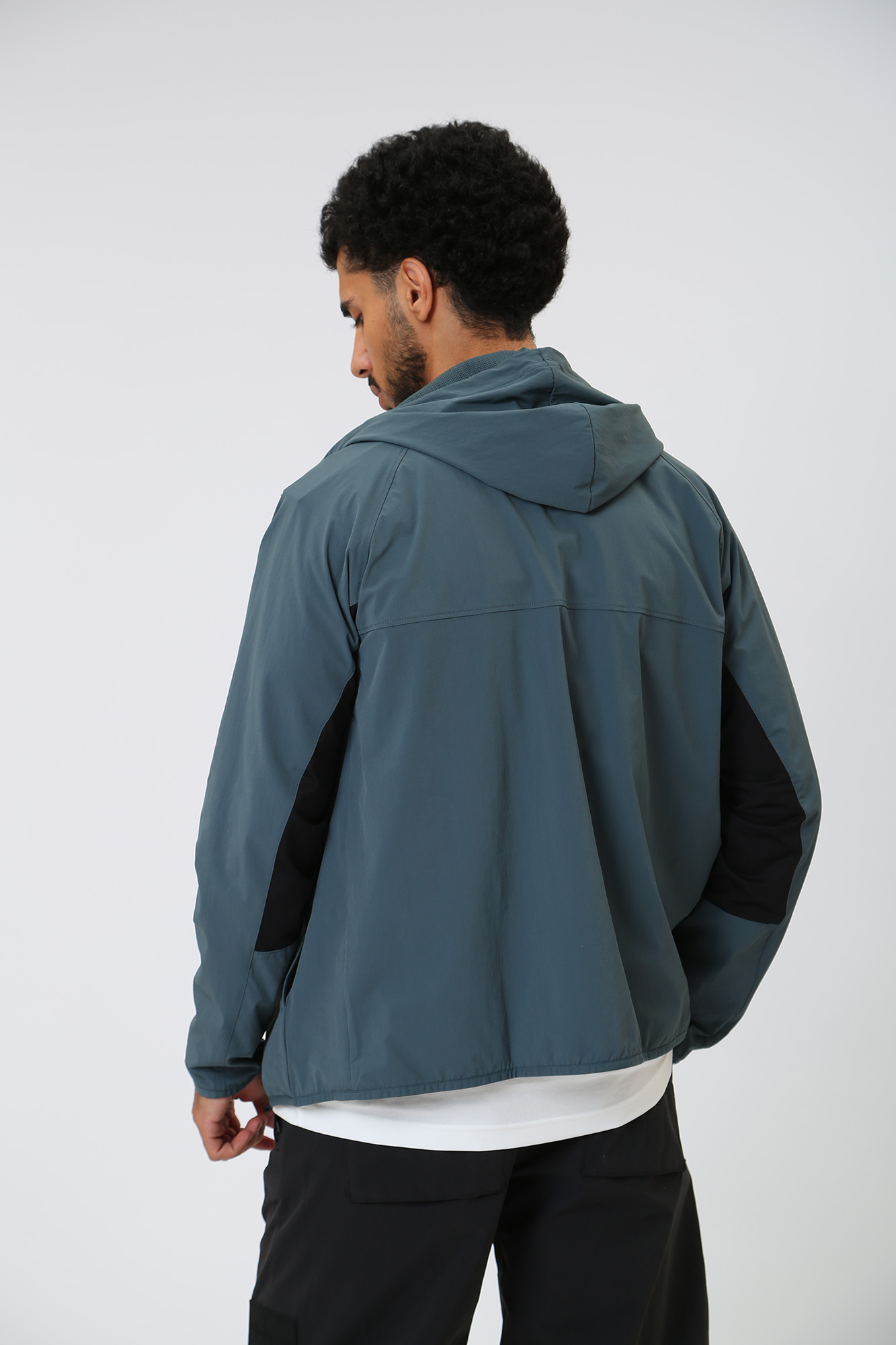 00GMS2O507 Ветровка Calvin Klein Jeans Зеленый