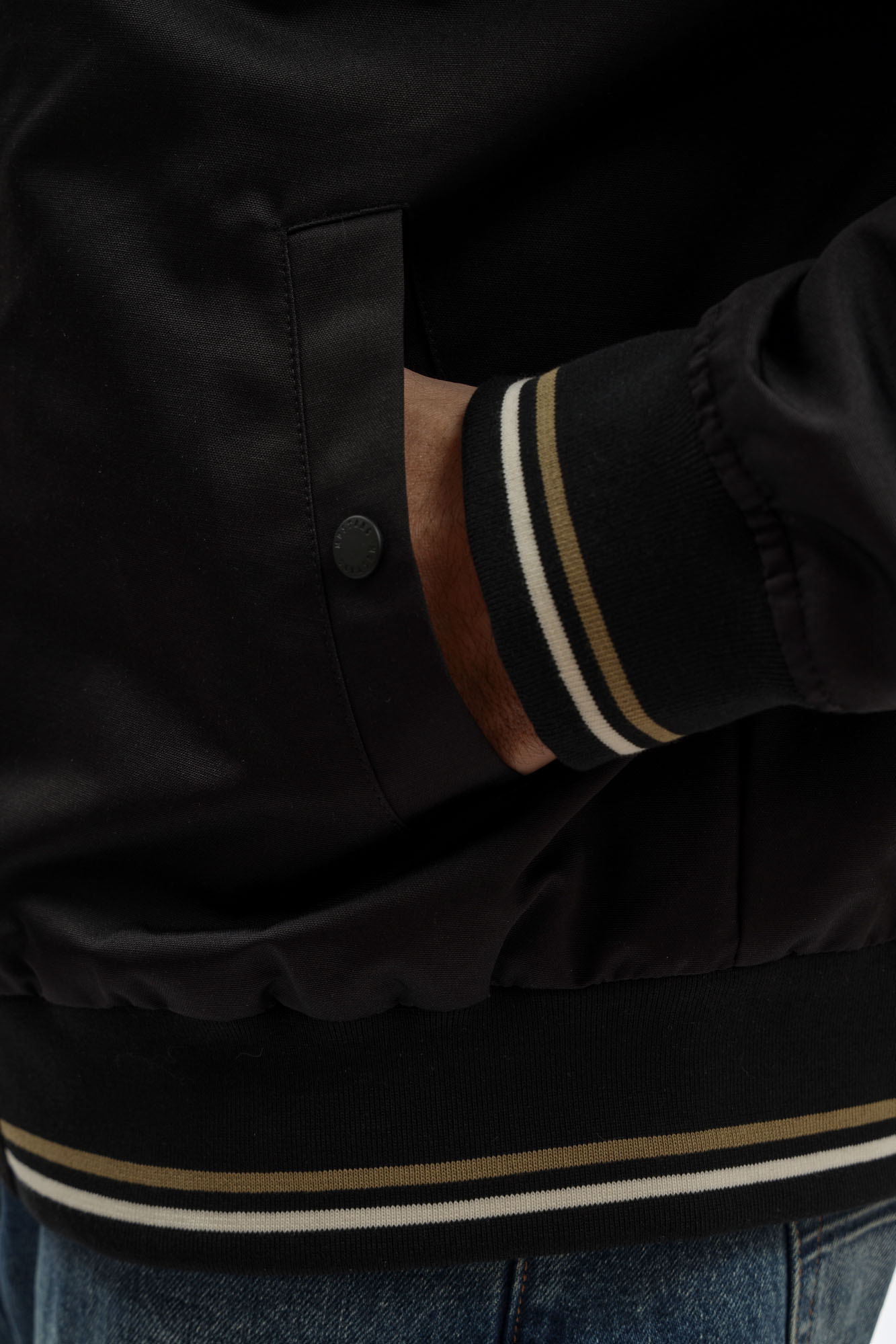 1017561 Куртка легкая Mustang Черный