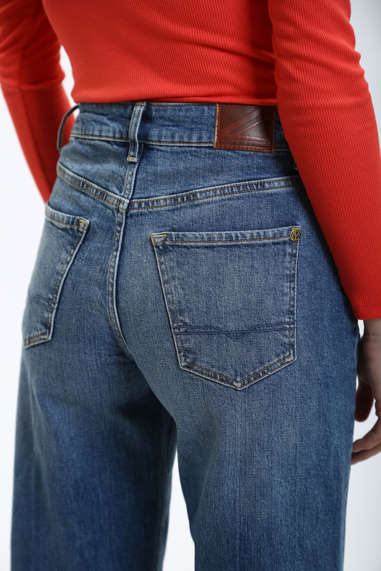 PL204611 джинсы loose st jeans uhw fade  pepe jeans 