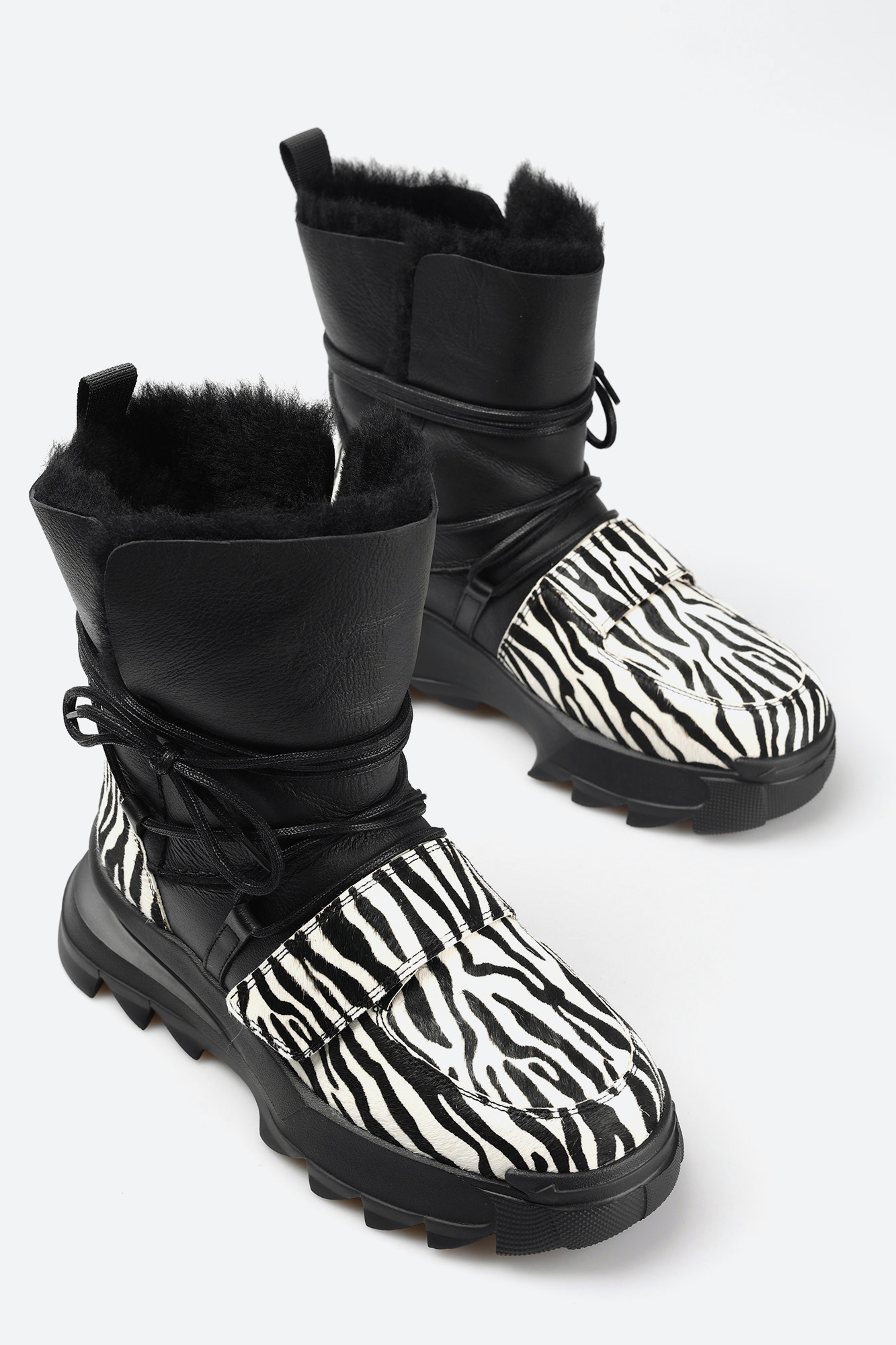 S2238-715 Ботинки Graciana Черный