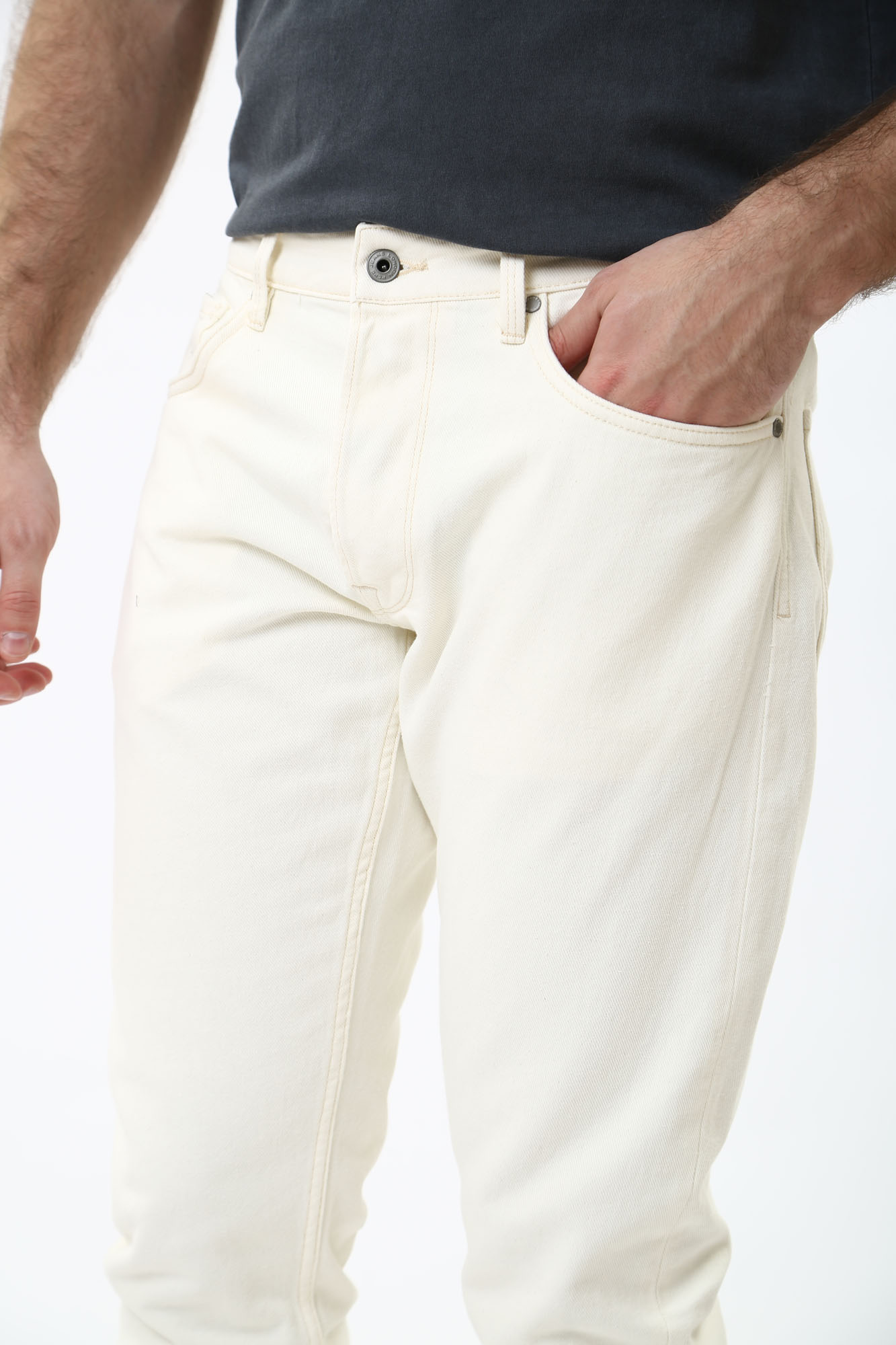 PM207392TB7 Джинсы TAPERED JEANS  Pepe Jeans Молочный