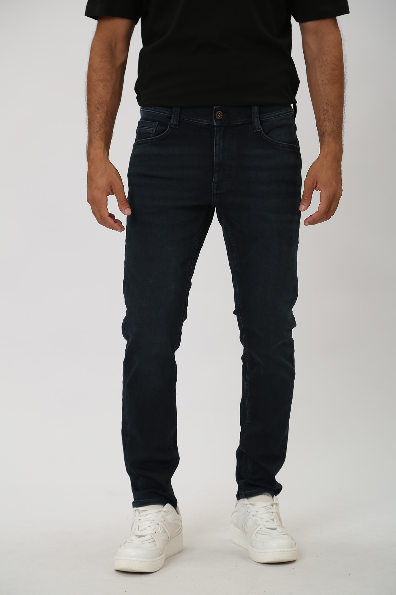 1013710-5000 Джинсы Oregon Slim K  Mustang Черный