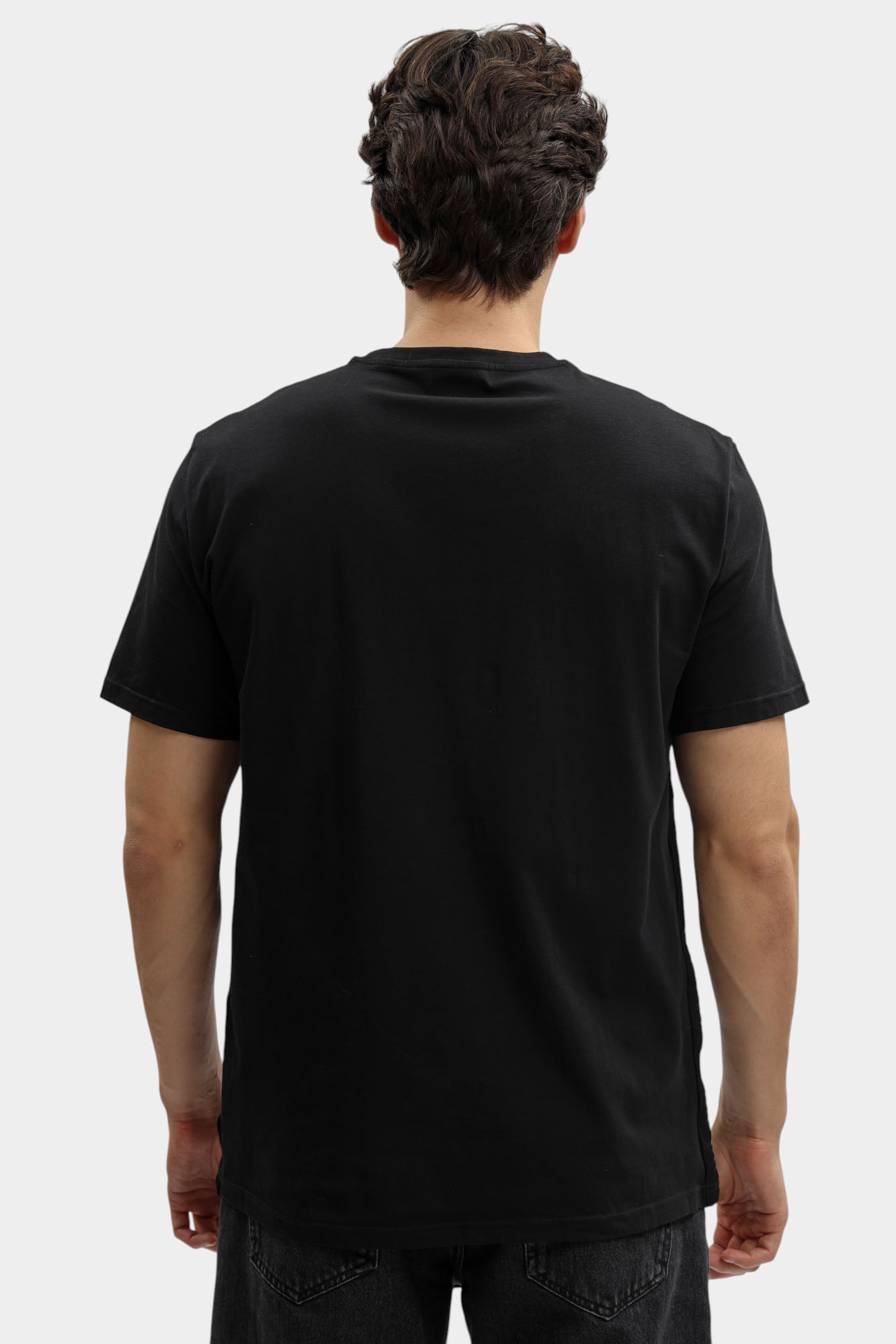 EM000377_AF15374 Футболка Emporio Armani Черный