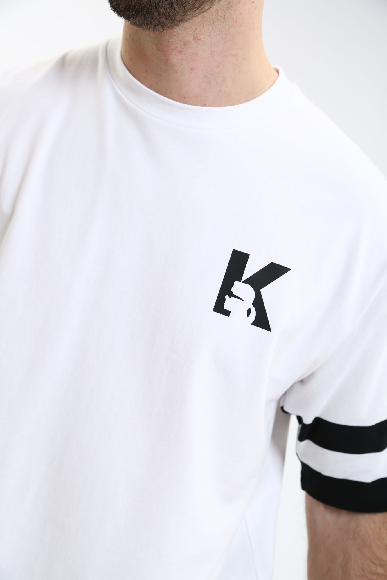 541221_755265 Футболка Karl Lagerfeld Белый