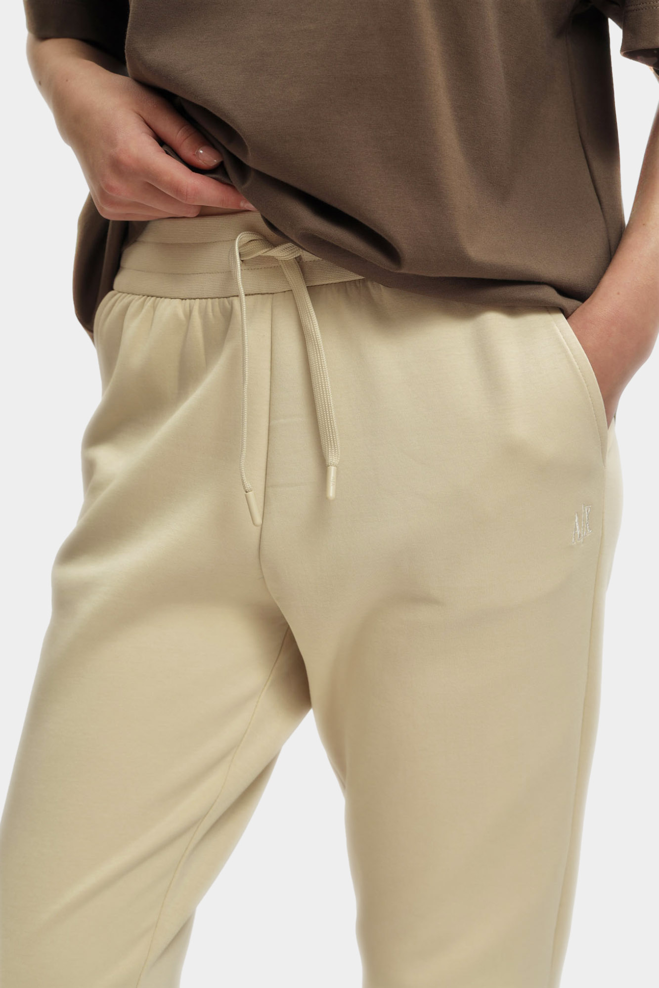 XW000824_AF10818 брюки спортивные armani exchange 