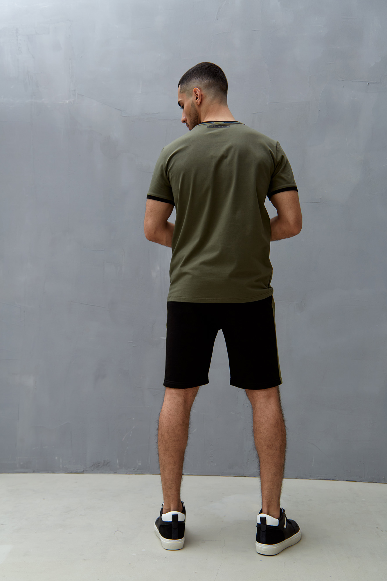 M-231-P-20-0008 Шорты спортивные The Hills Черный