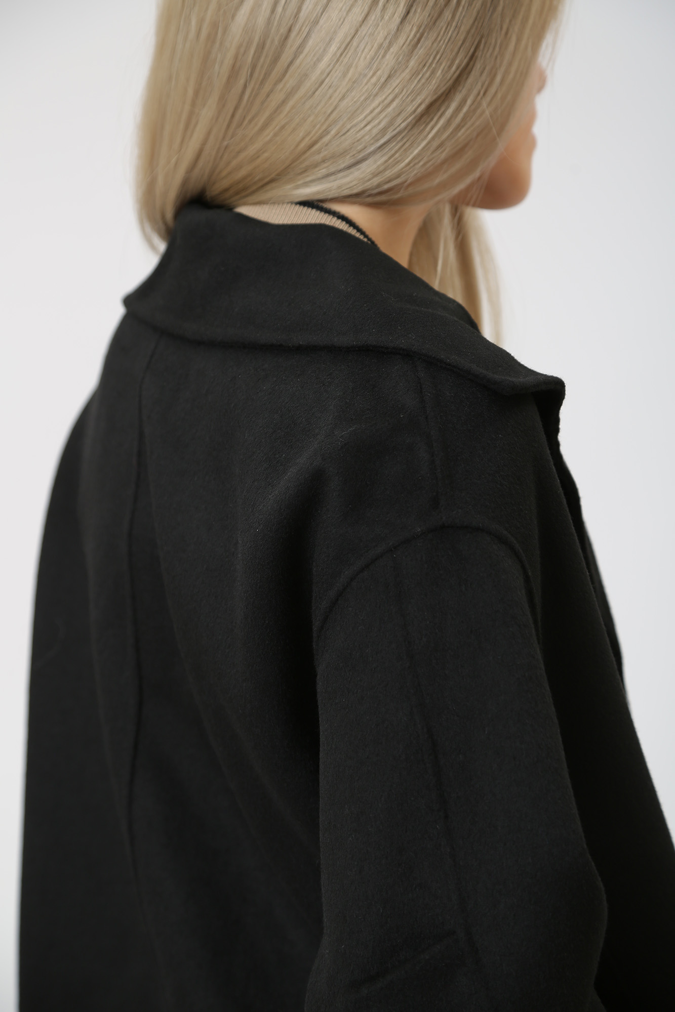 6RYL22_YN4PZ пальто armani exchange