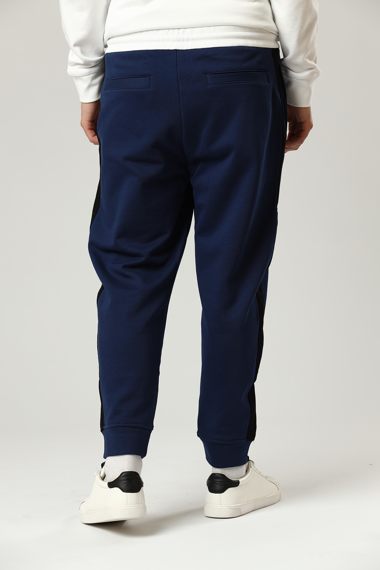 3LZPLA_ZJ4XZ Брюки спортивные джоггеры Armani Exchange Синий