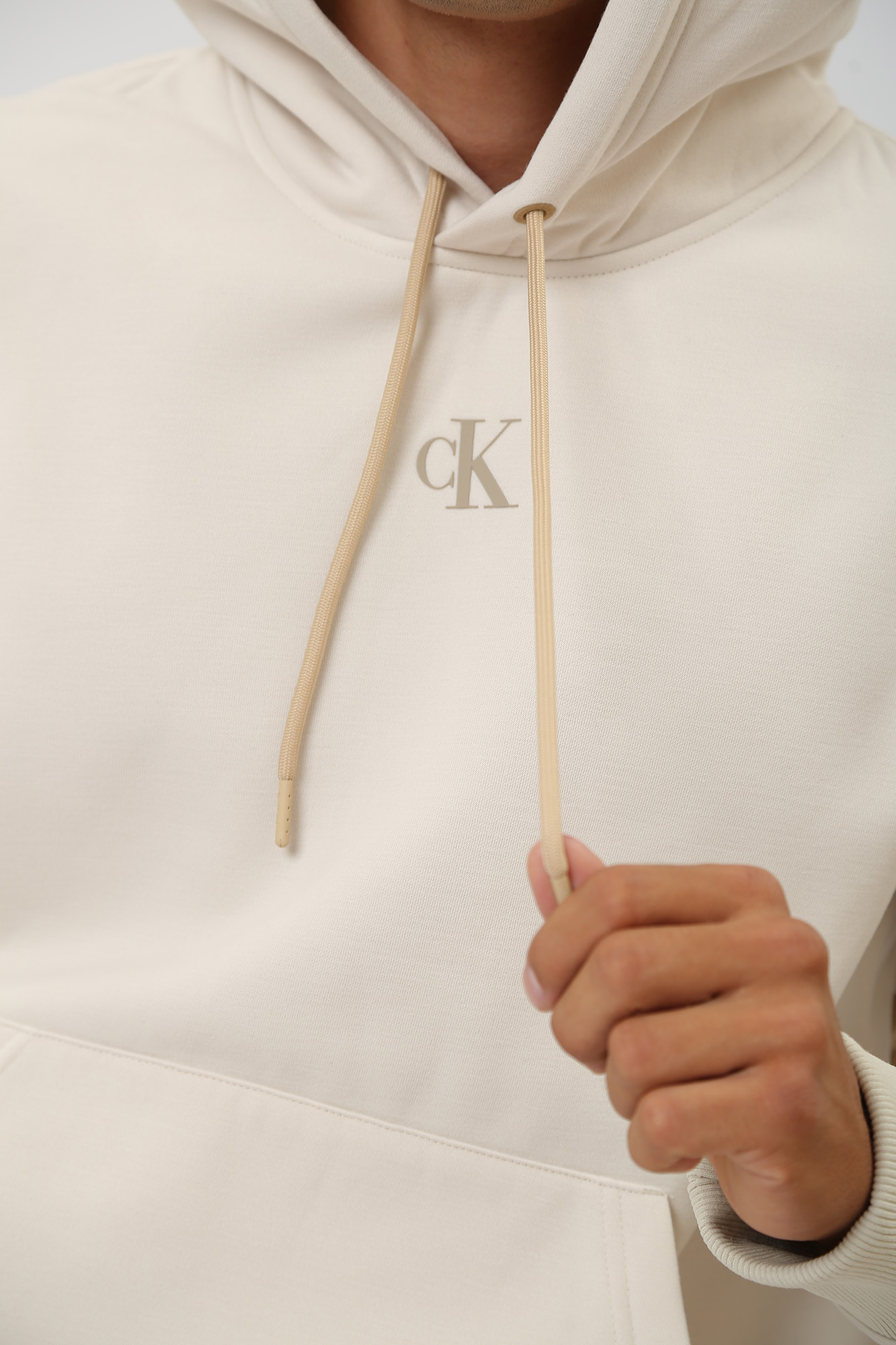 J30J323435 Худи Calvin Klein Jeans  Calvin Klein Jeans Белый