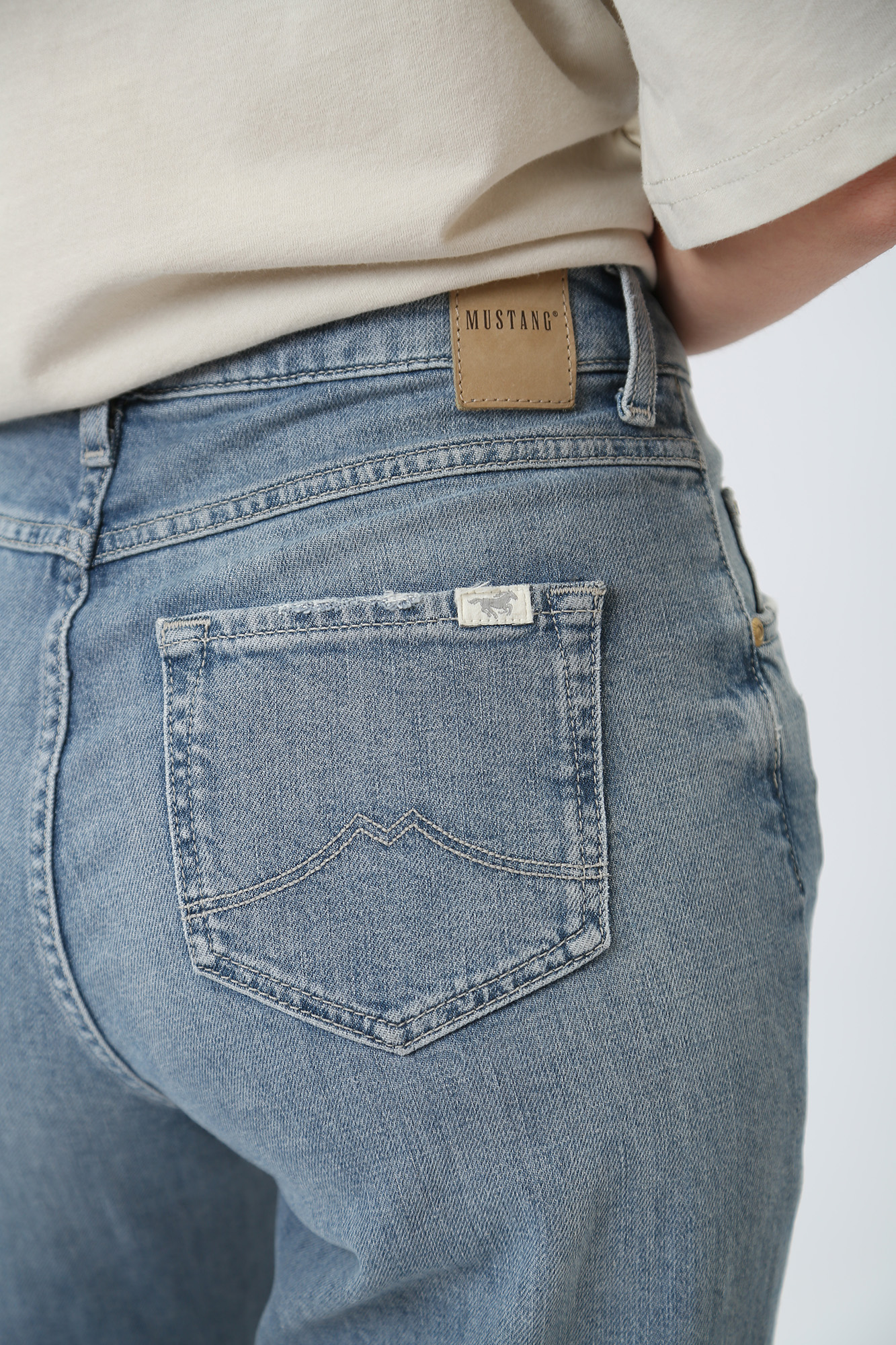 1013163-5000 джинсы moms mustang 