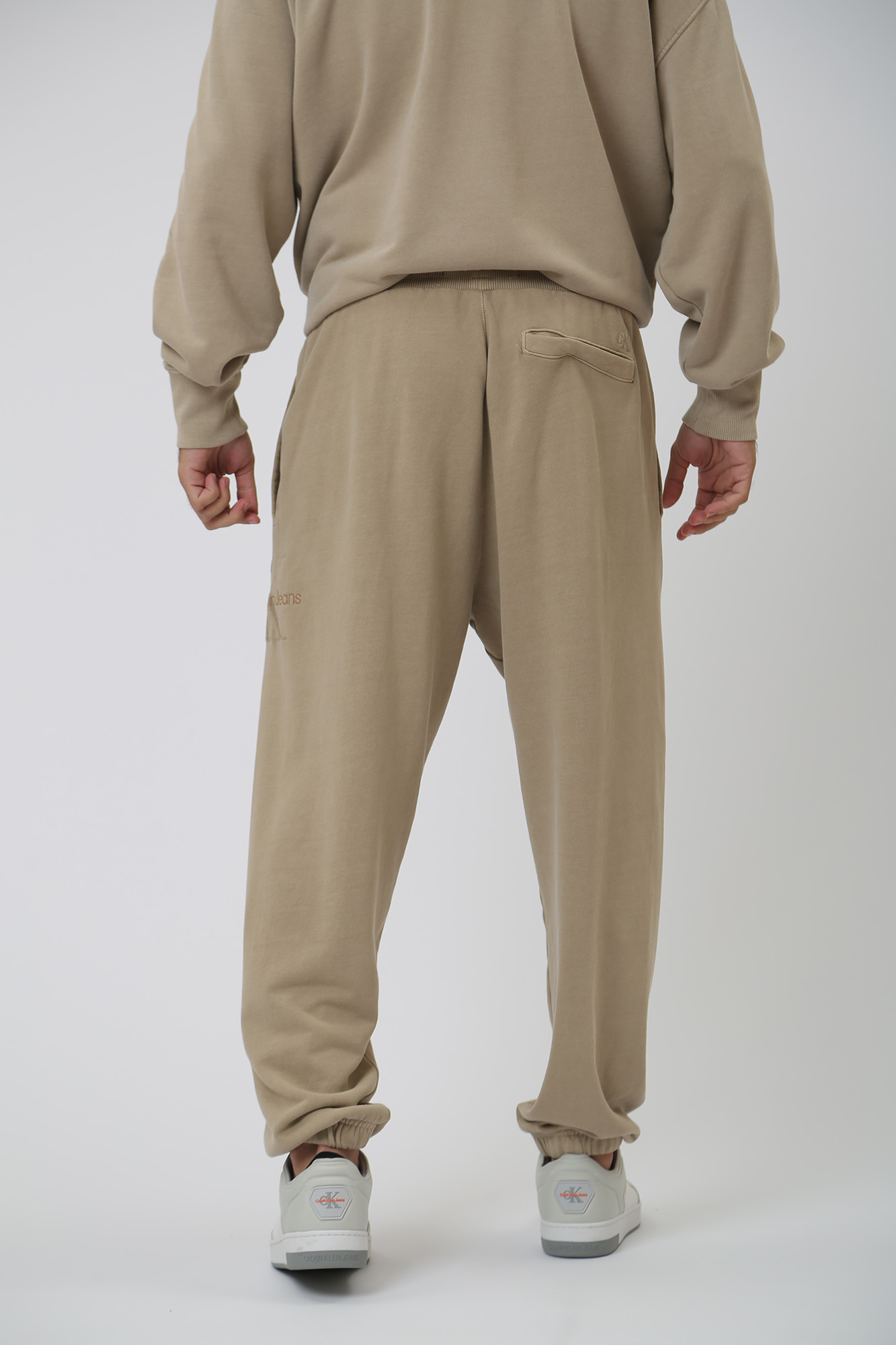 J30J324048 Брюки спортивные Calvin Klein Jeans Серый