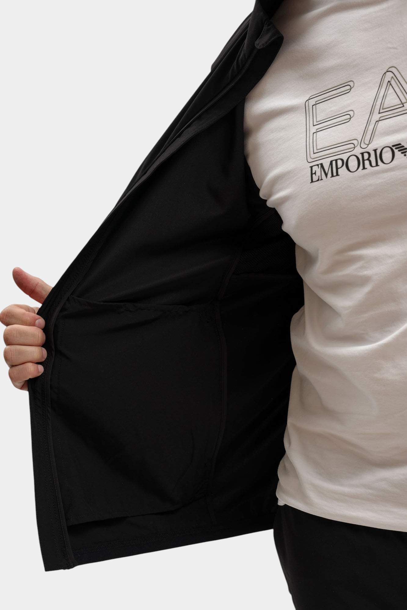 7M001374_AF13392 Толстовка EA7 Черный