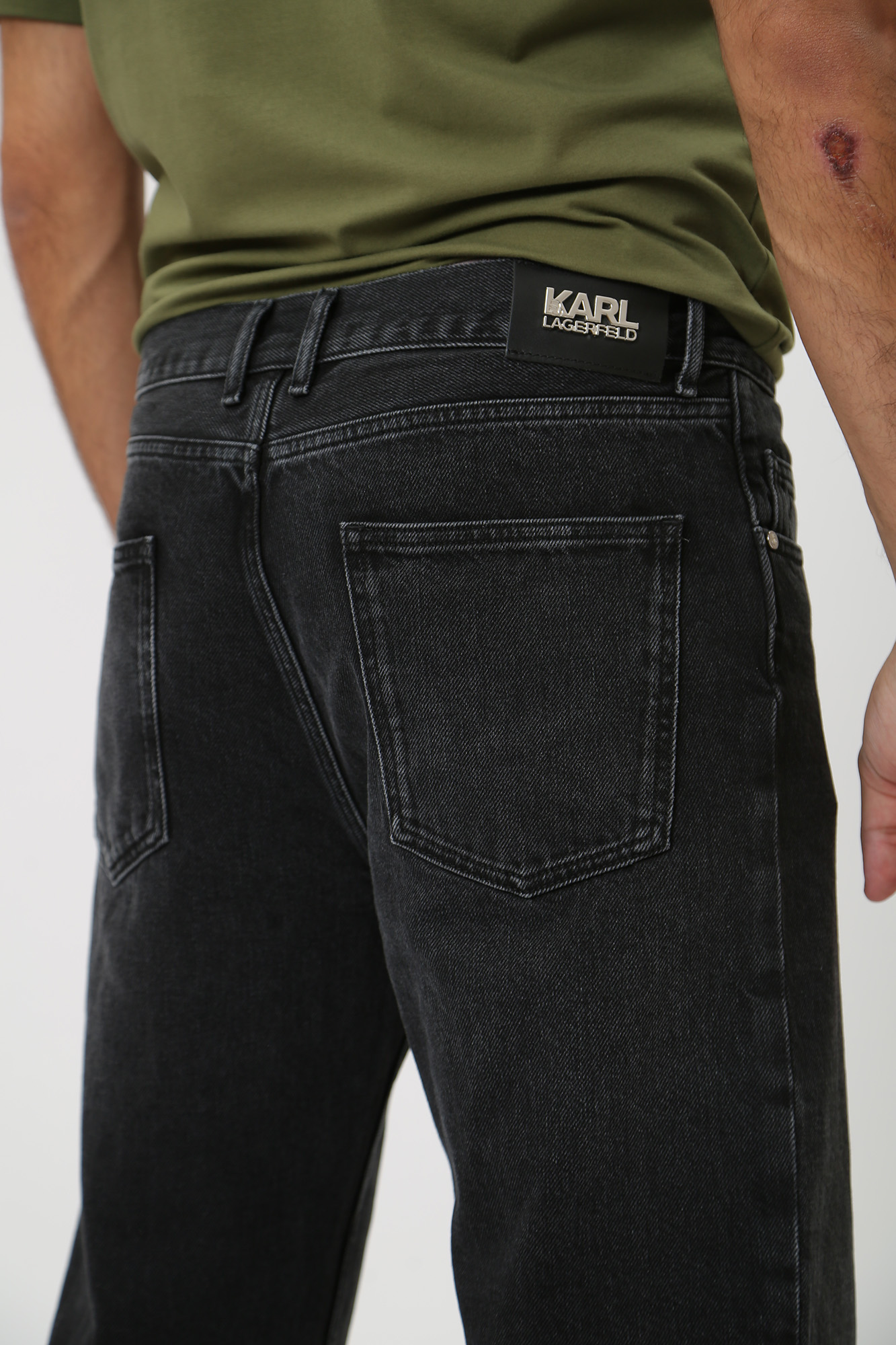 534865_265856 Джинсы Karl Lagerfeld Черный