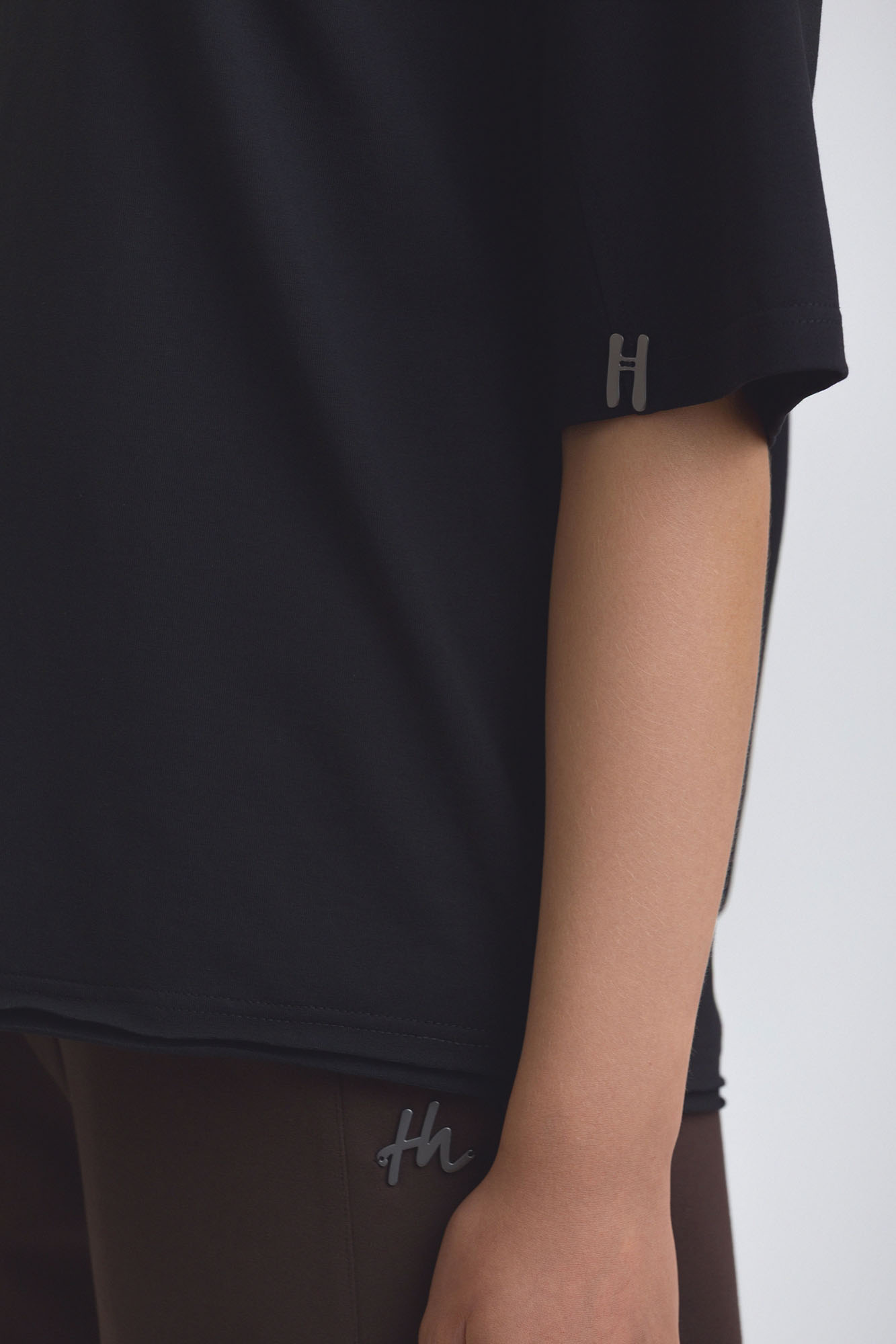 W-252-THT-22-0106 футболка the hills