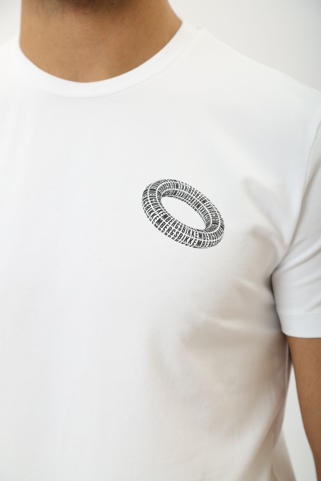 BMT0163 Футболка Bikkembergs Белый