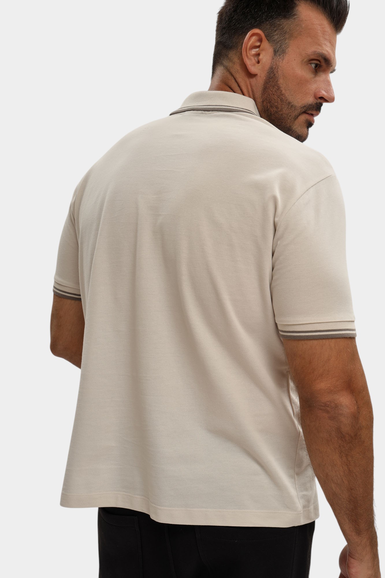 XM001349_AF16246 Поло Armani Exchange Бежевый