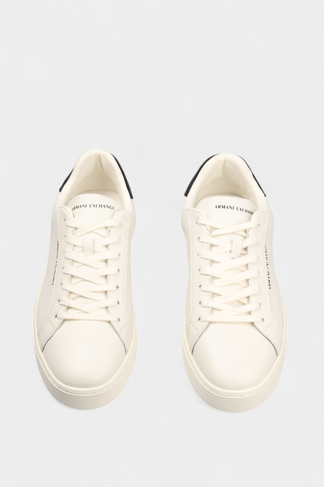 XM000141_AF11912 Кроссовки Armani Exchange Белый