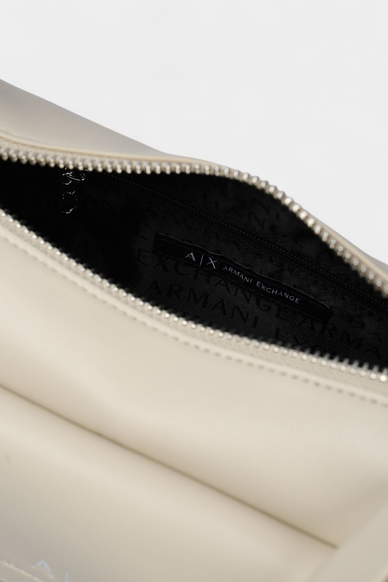 XW000405_AF12589 Сумка Armani Exchange Розовый