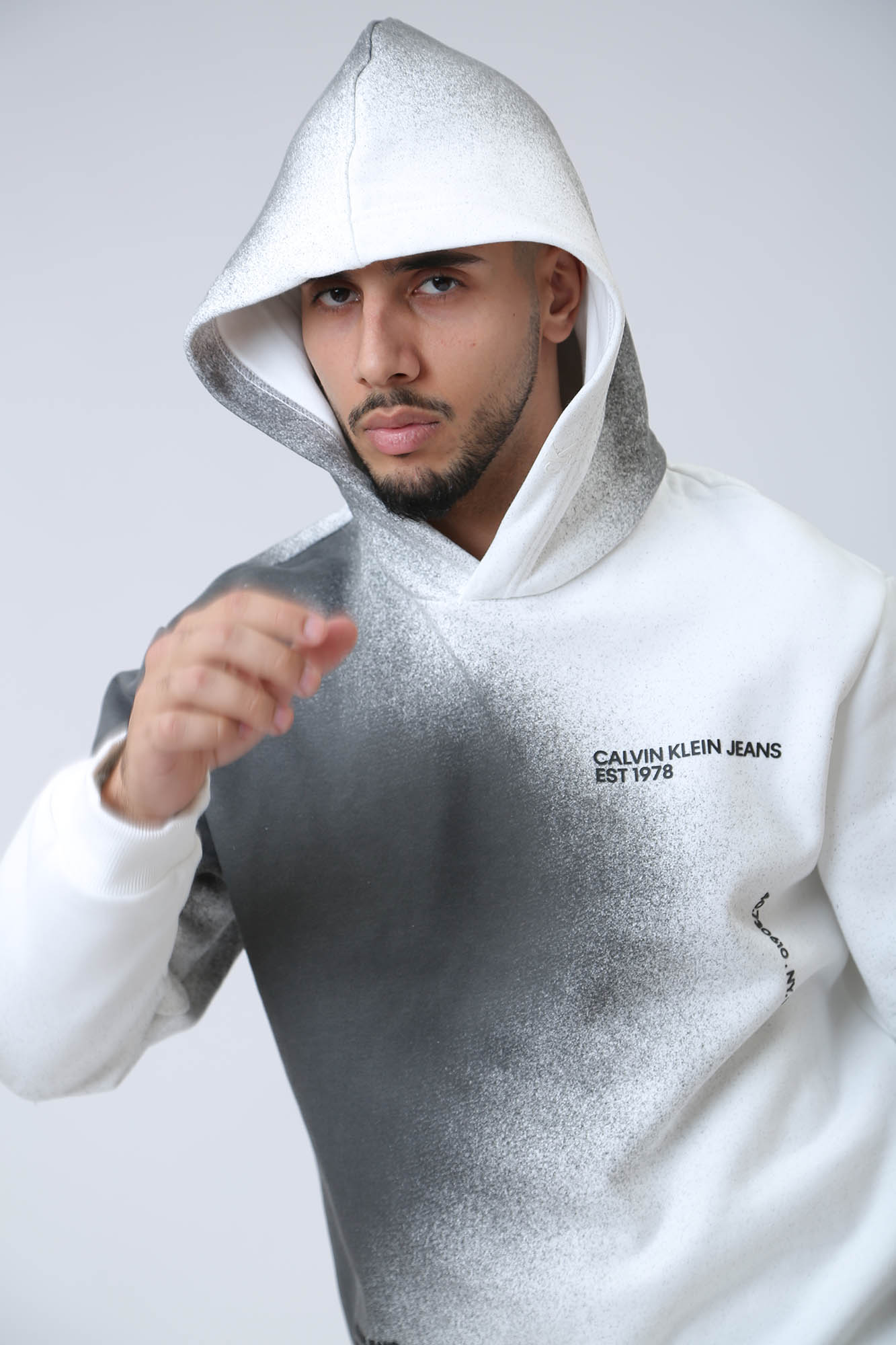 J30J324977 Худи Calvin Klein Jeans Белый