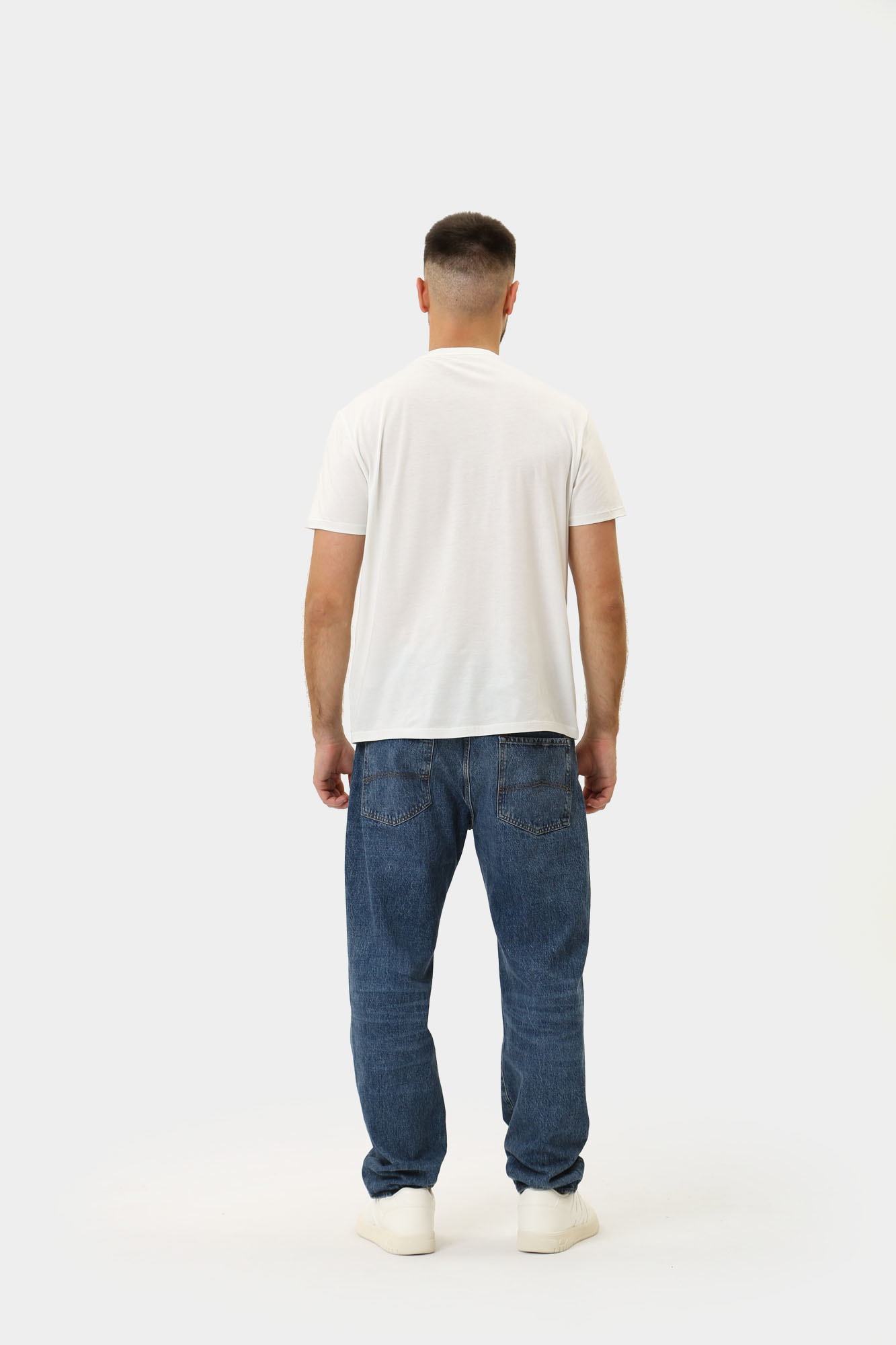 3DZTBH_ZJA5Z Футболка Armani Exchange Белый