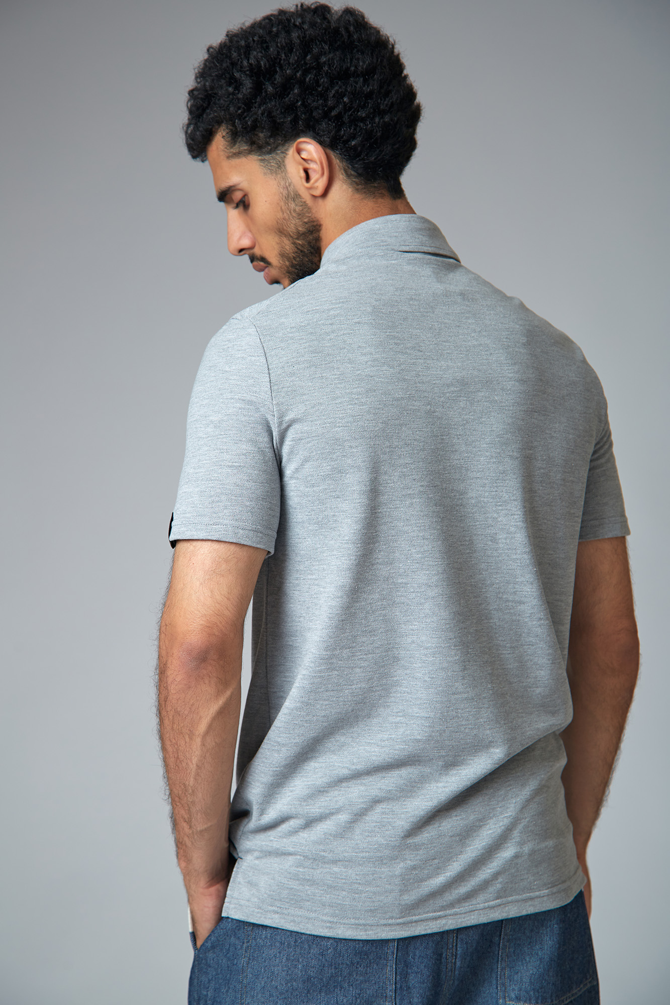 M-232-P-23-0069 Поло The Hills Серый