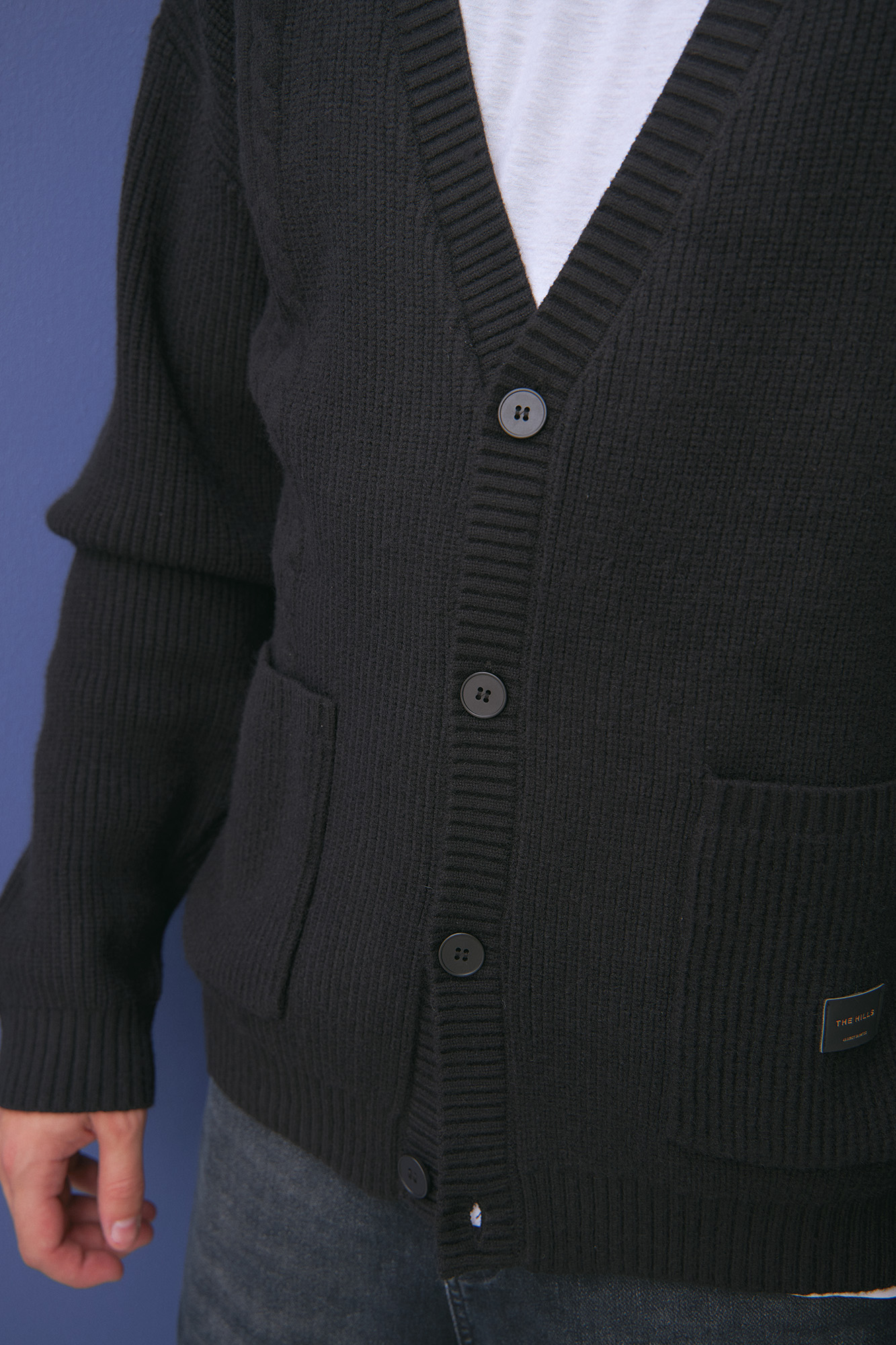 M-232-QW-91127 Кардиган The Hills Черный