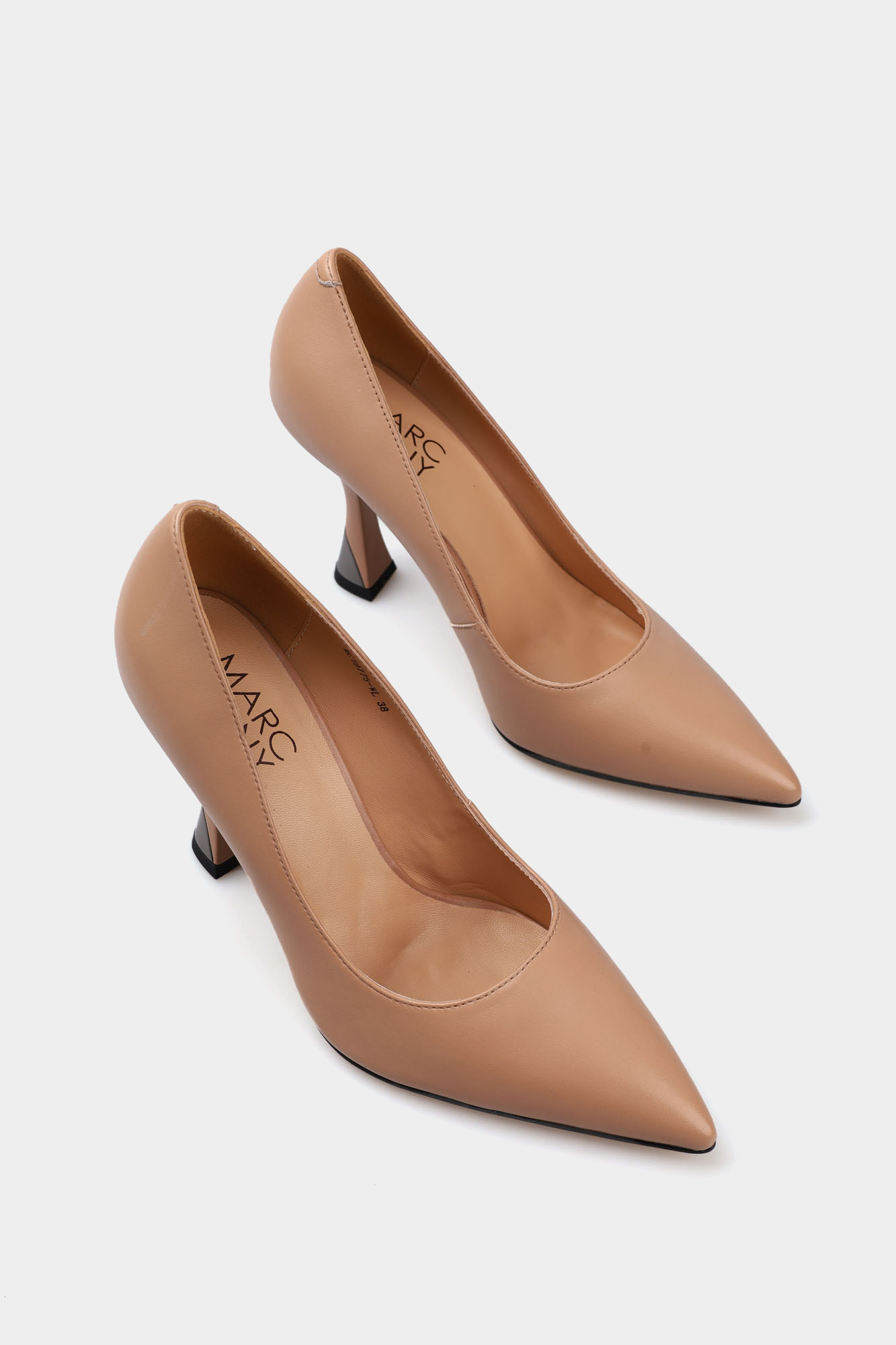 MC19775-WL/8 нат.кожа Туфли лодочки жен кожа беж. Лодочки Marc Cony Бежевый