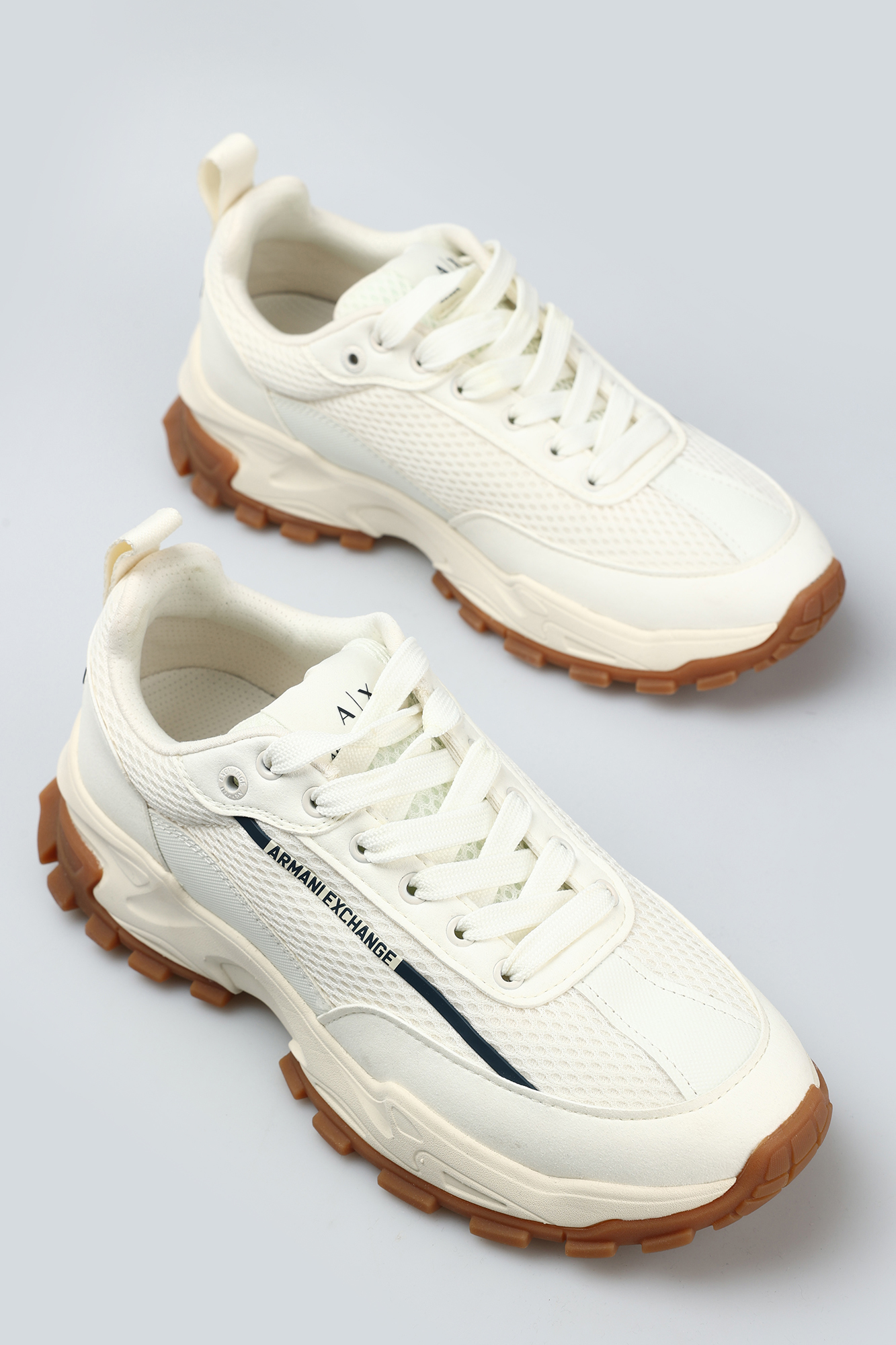 XUX194_XV793 Кроссовки Armani Exchange Белый