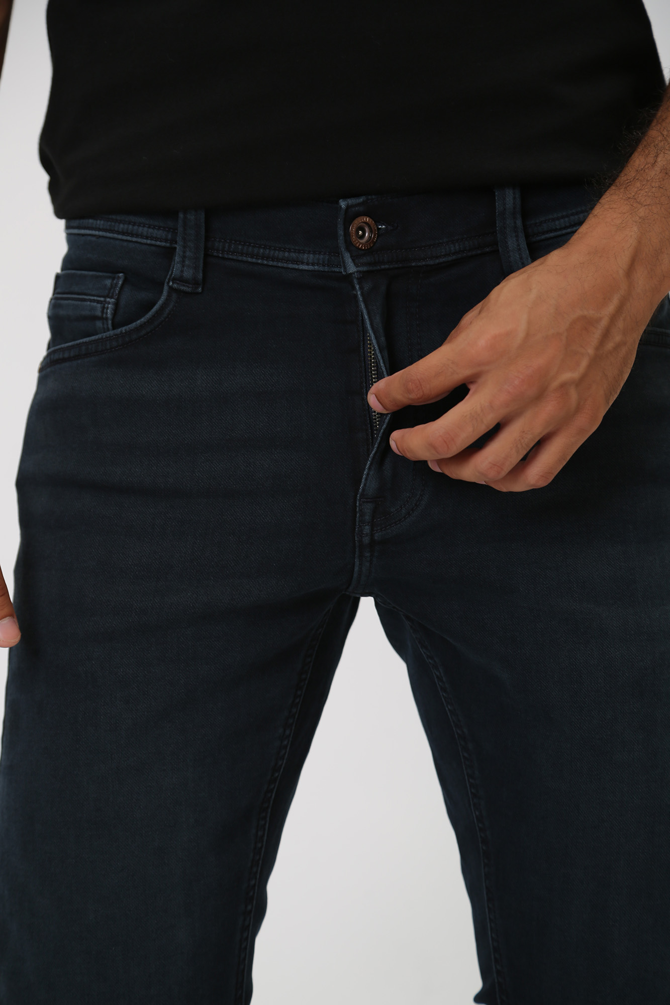 1013710-5000 Джинсы Oregon Slim K  Mustang Черный