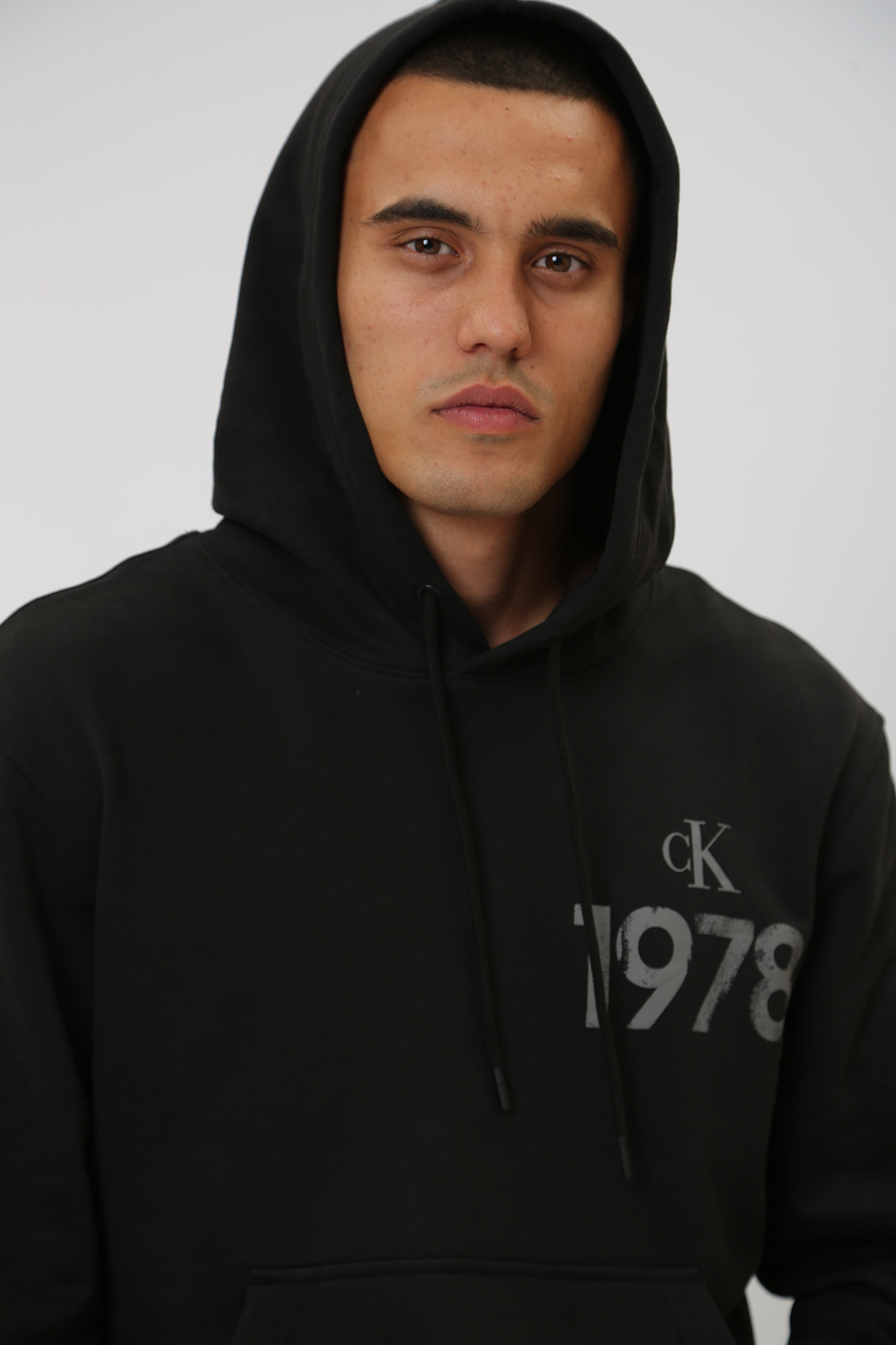 J30J324209 Худи Calvin Klein Jeans  Calvin Klein Jeans Черный