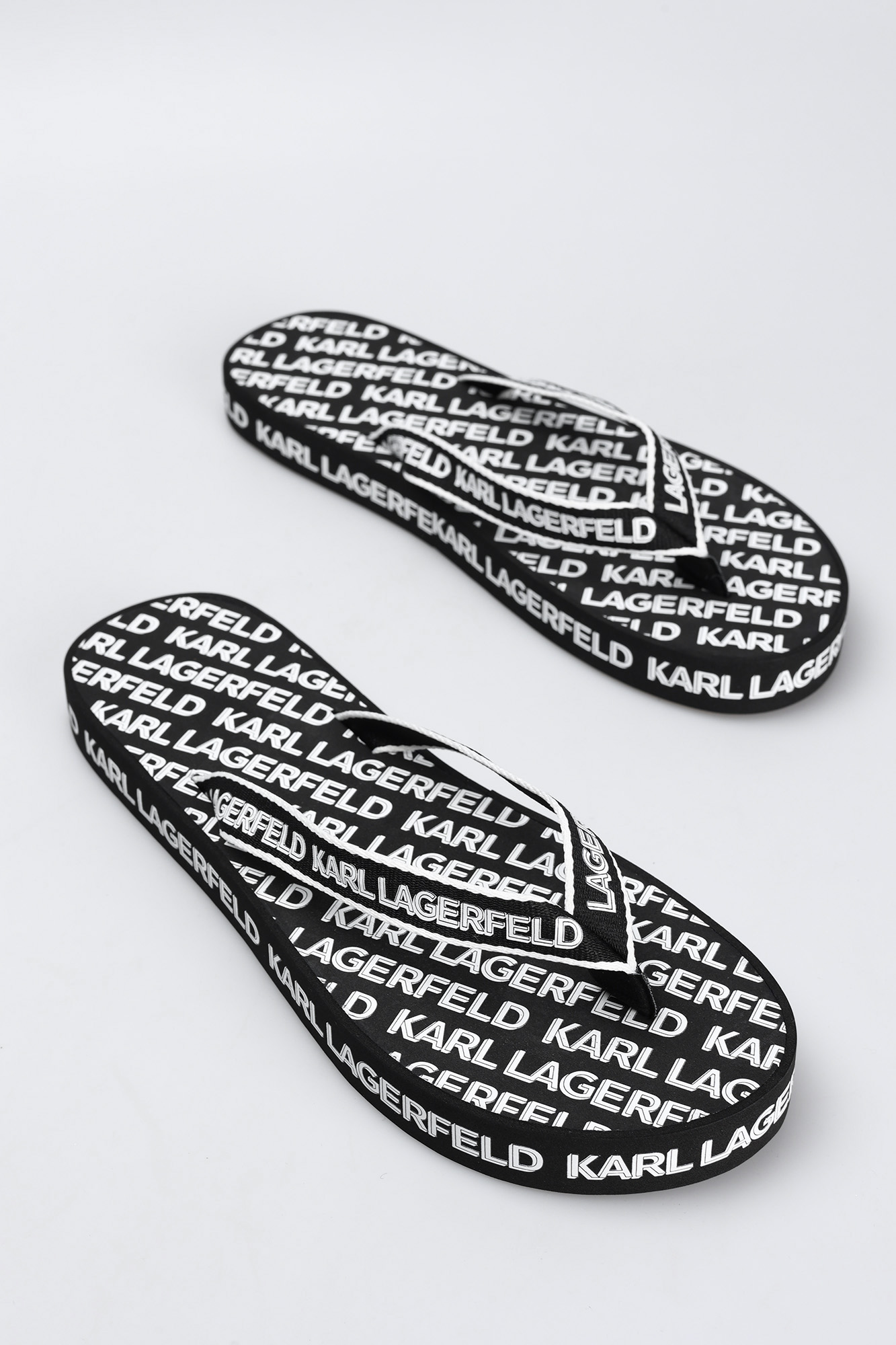 532473_855022 Шлепанцы Karl Lagerfeld Черный